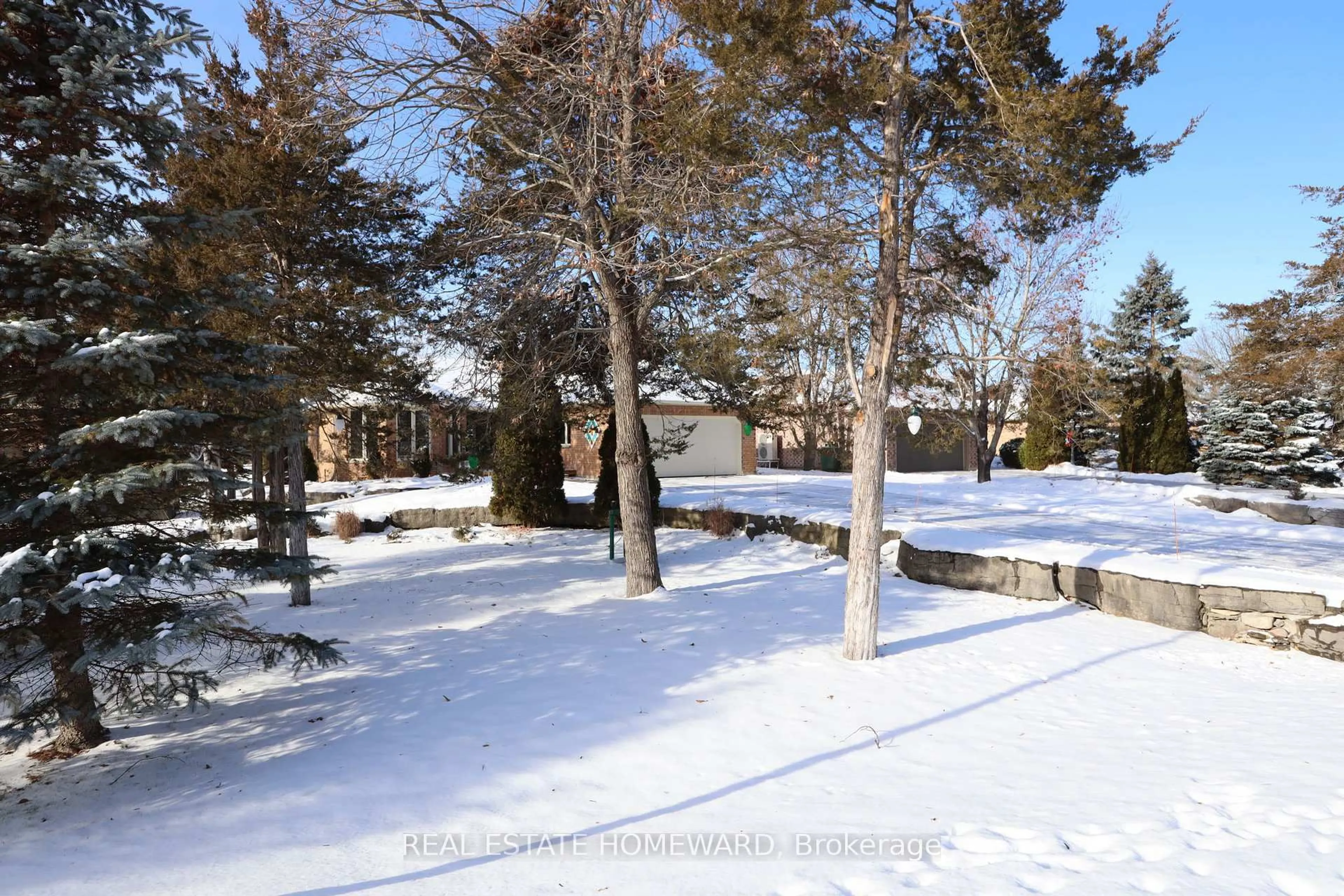 Patio, street for 69 Island Bay Dr, Kawartha Lakes Ontario K0M 1A0