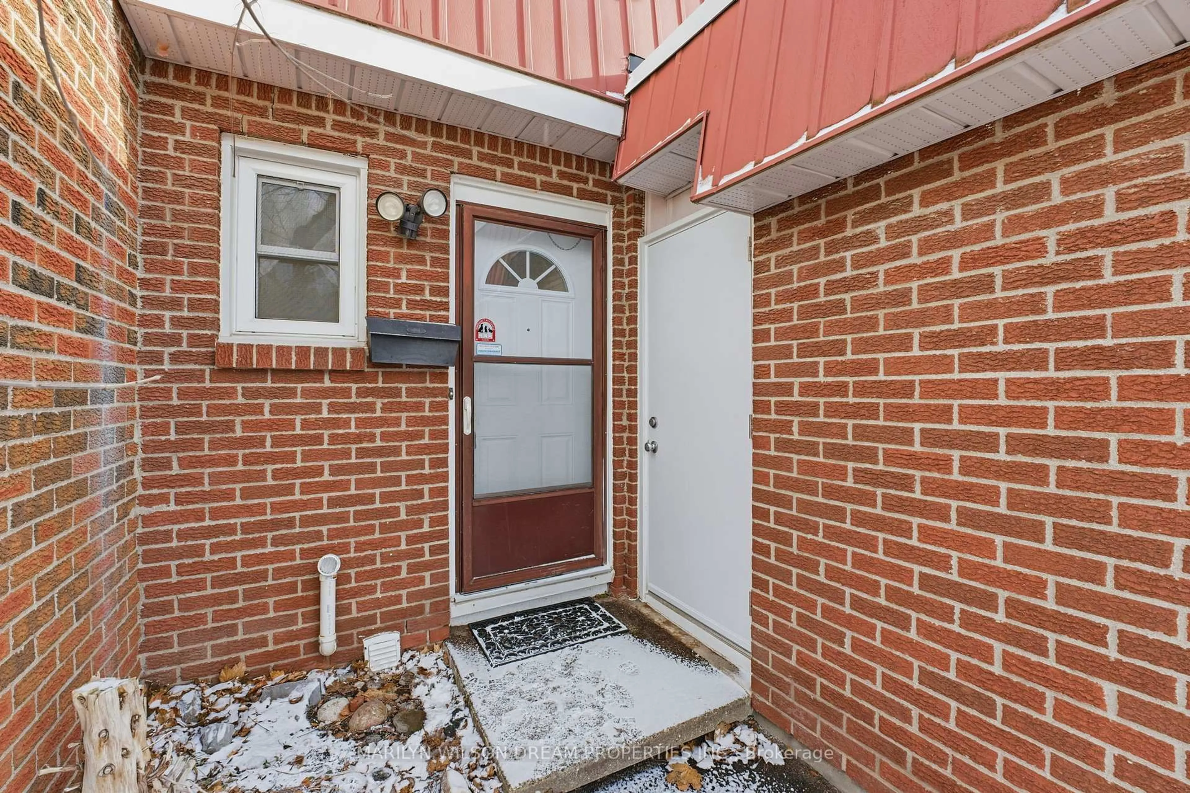 Unknown for 403 Miranda Private #54, Ottawa Ontario K1K 3Y2