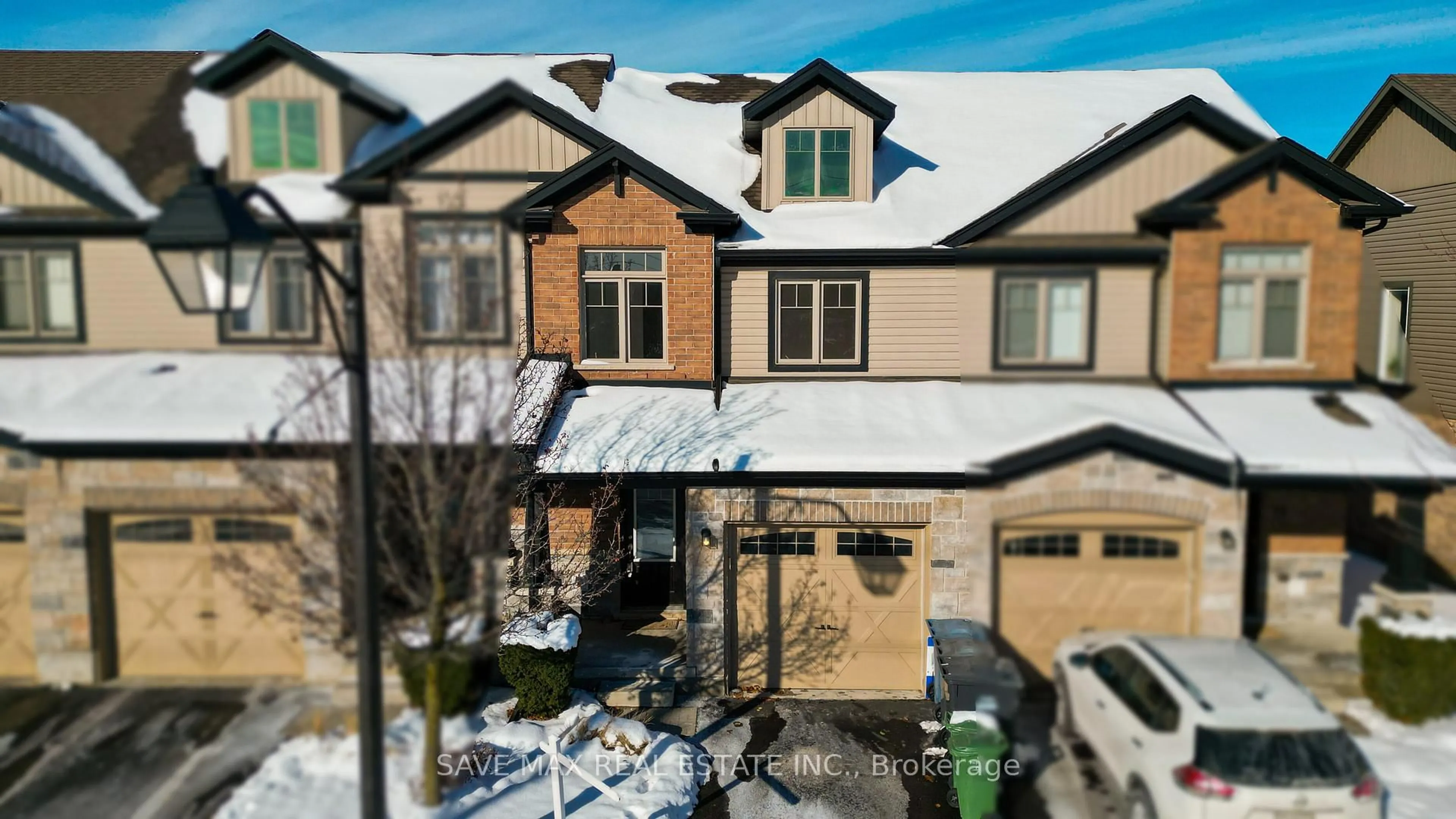 A pic from outside/outdoor area/front of a property/back of a property/a pic from drone, street for 34 Arlington Cres #34, Guelph Ontario N1L 0K9