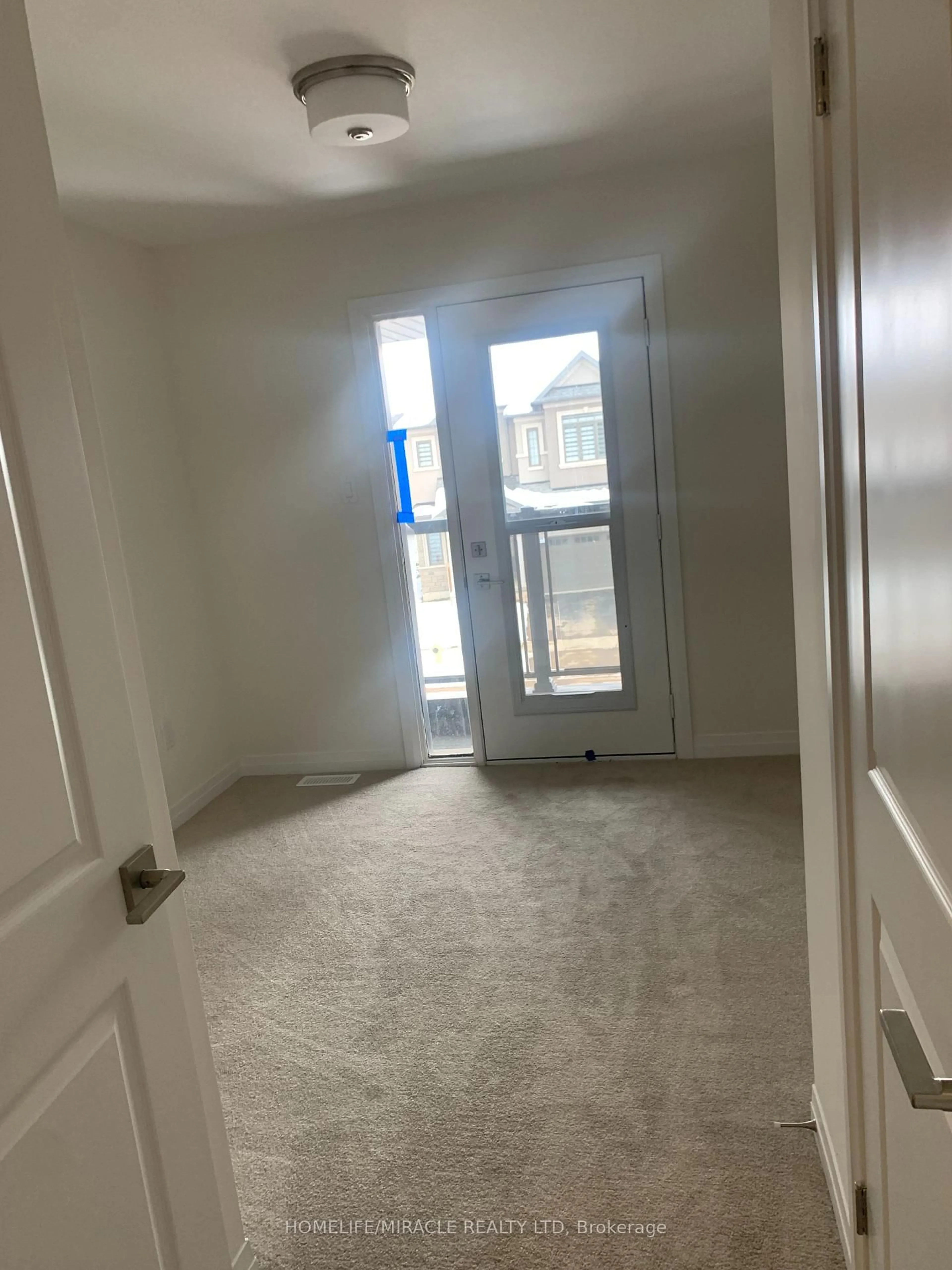 A pic of a room for 60 Mckernan Ave, Brantford Ontario N3V 0C2