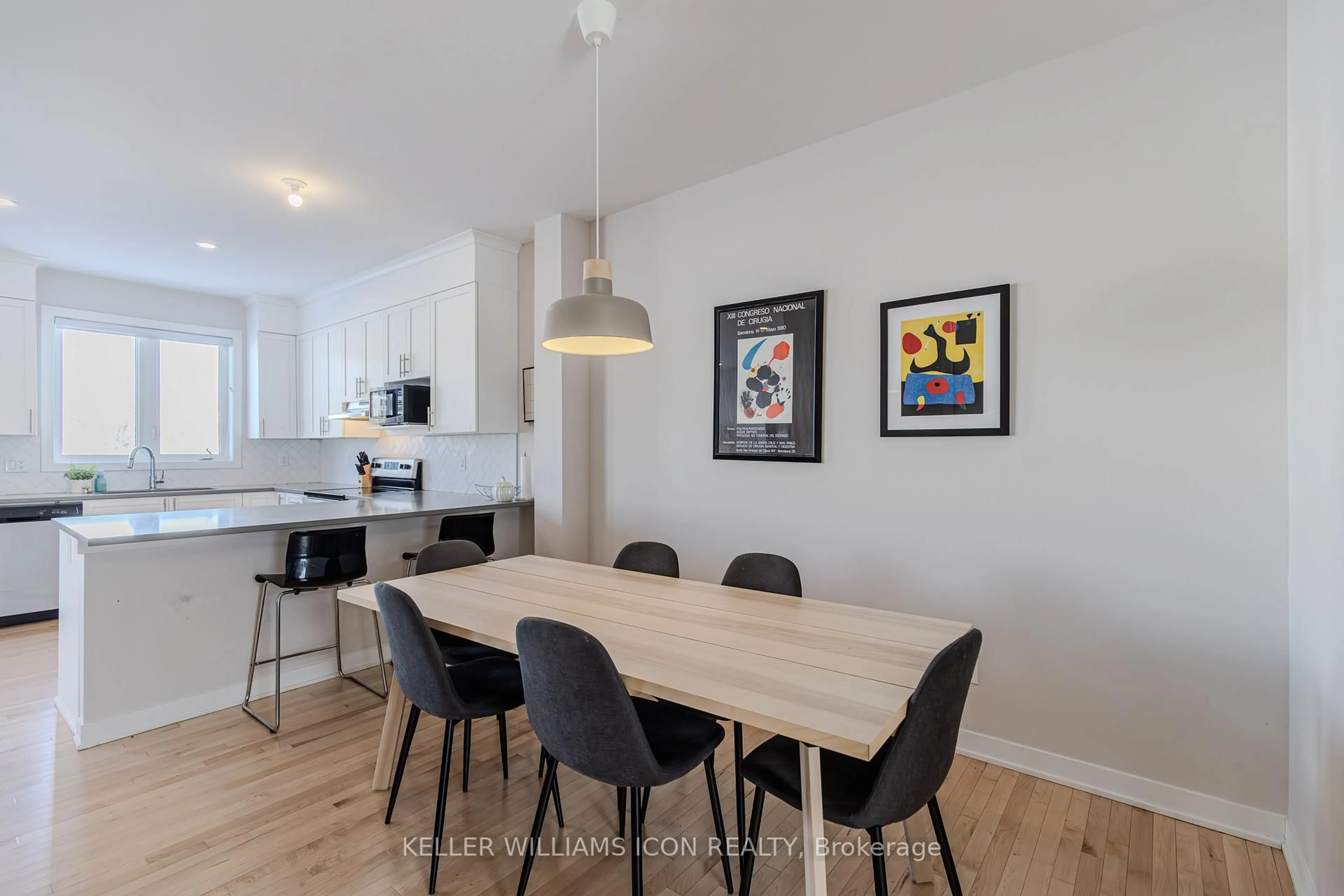 Unknown for 1899 Haiku St, Ottawa Ontario K2J 6W8