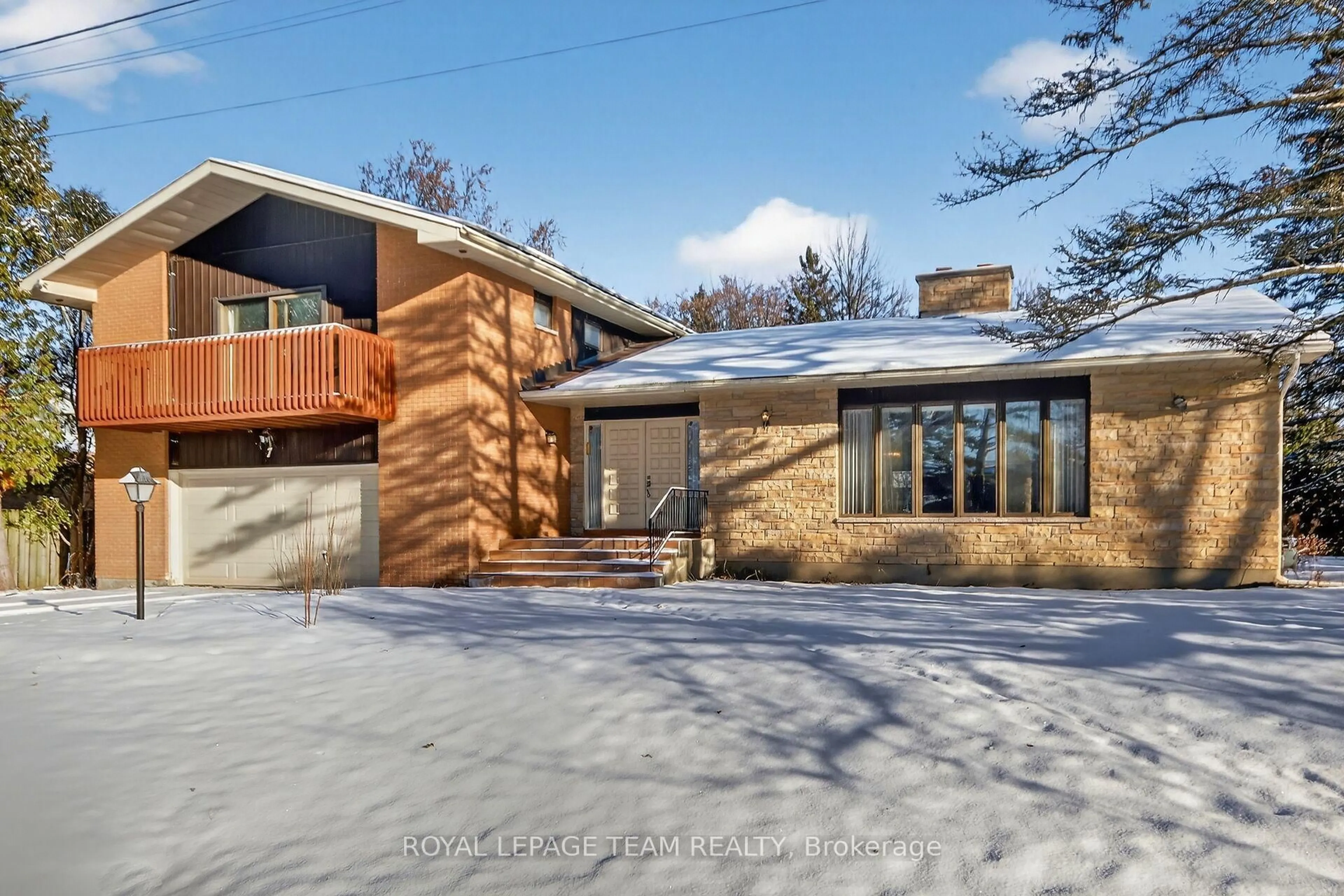 Home with brick exterior material, street for 7 Little Rd, Ottawa Ontario K1V 1H5