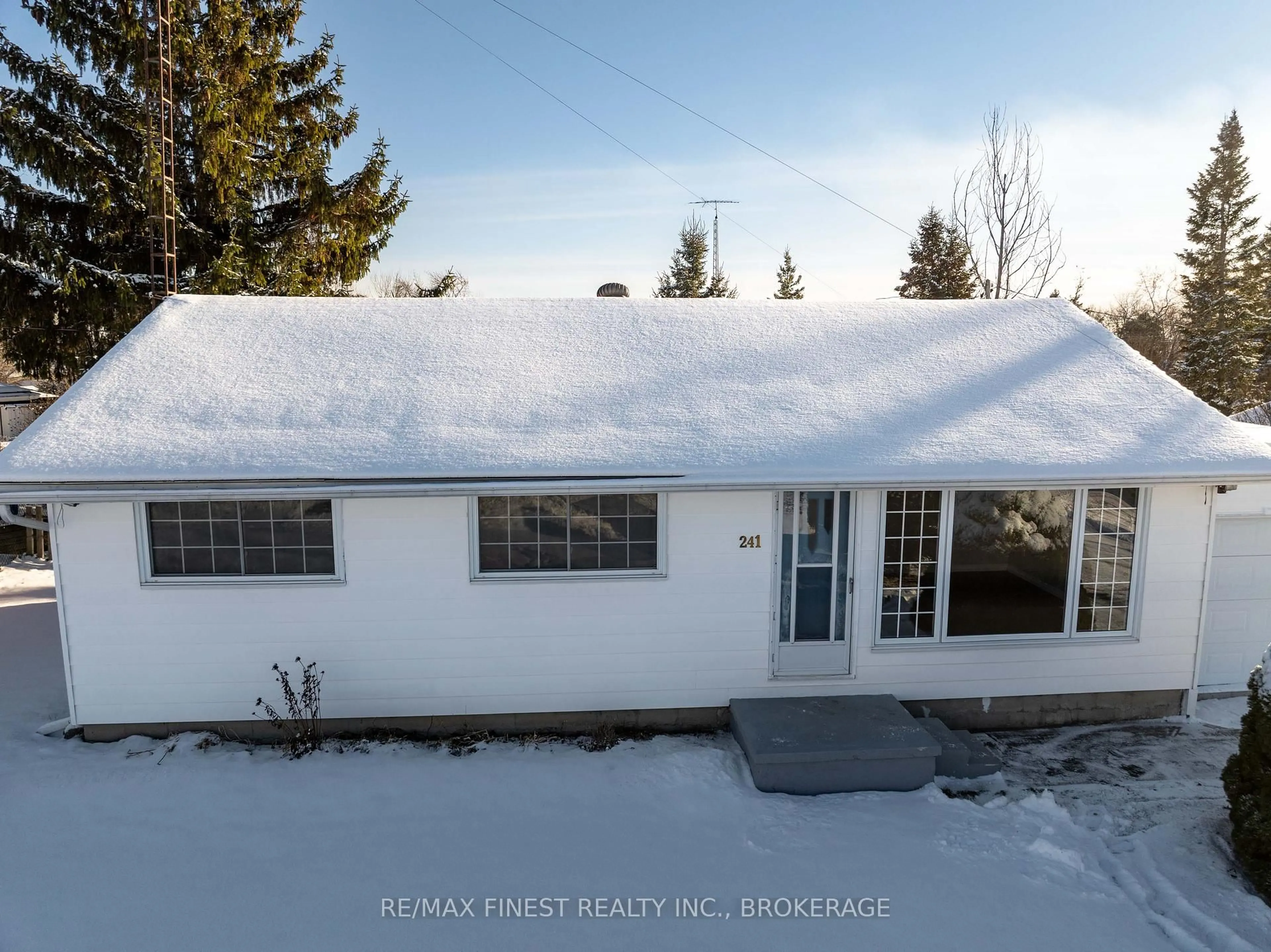 A pic from outside/outdoor area/front of a property/back of a property/a pic from drone, mountain view for 241 Lakeview Rd, Bath Ontario K0H 1G0