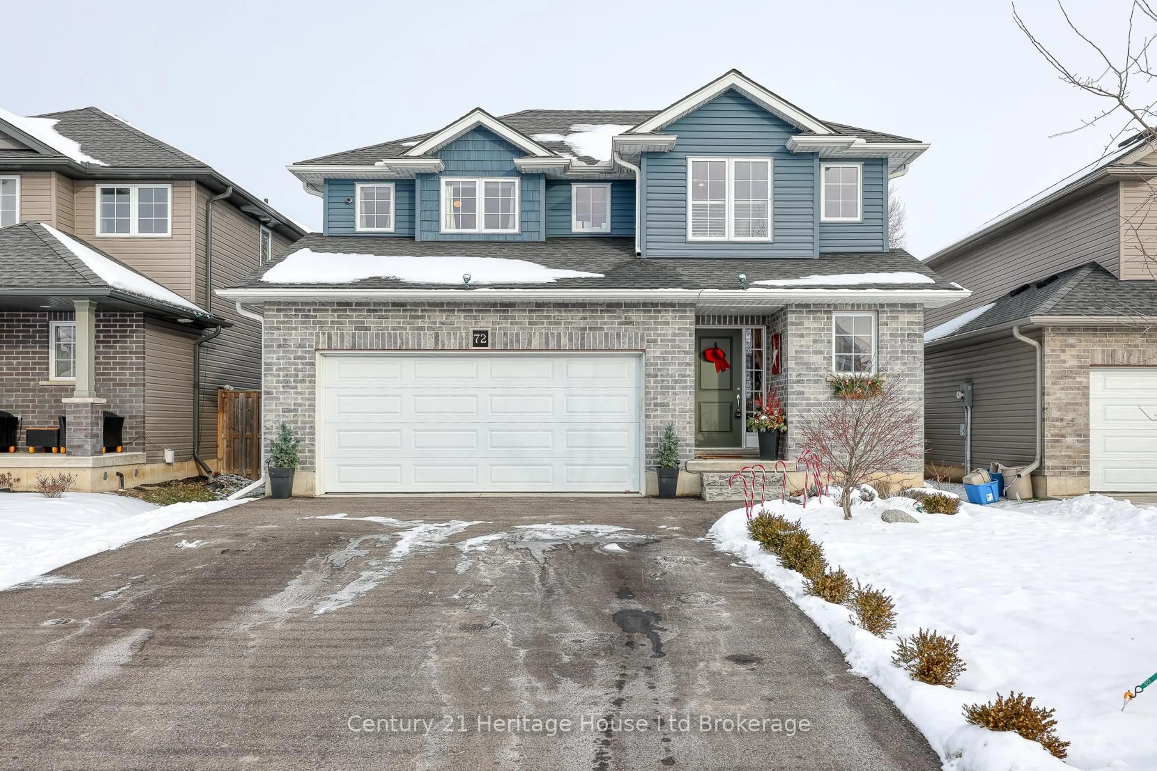 Home with brick exterior material, street for 72 Pearl St, Tillsonburg Ontario N4G 0A2