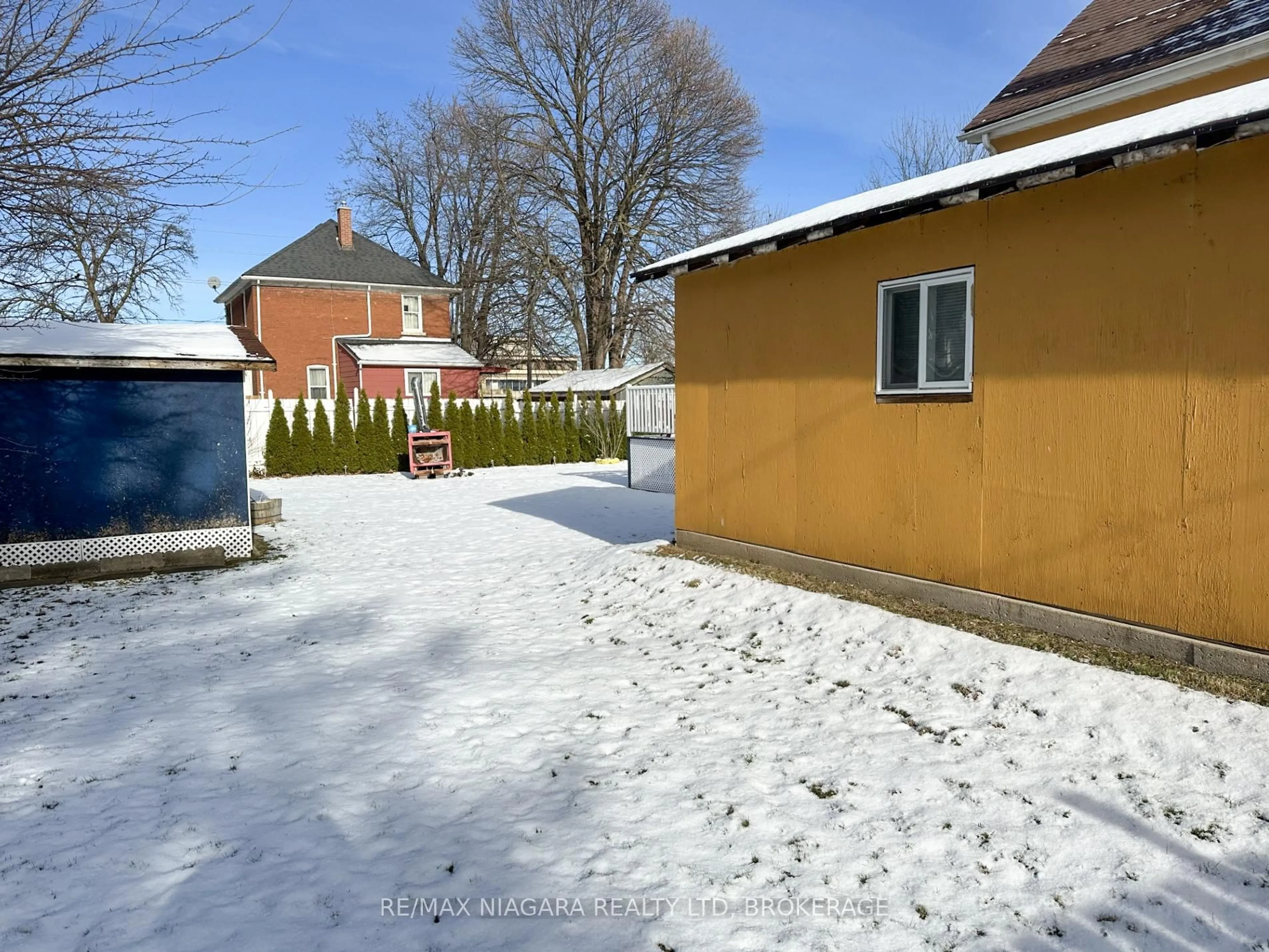 Unknown for 5791 Emery St, Niagara Falls Ontario L2G 1L8