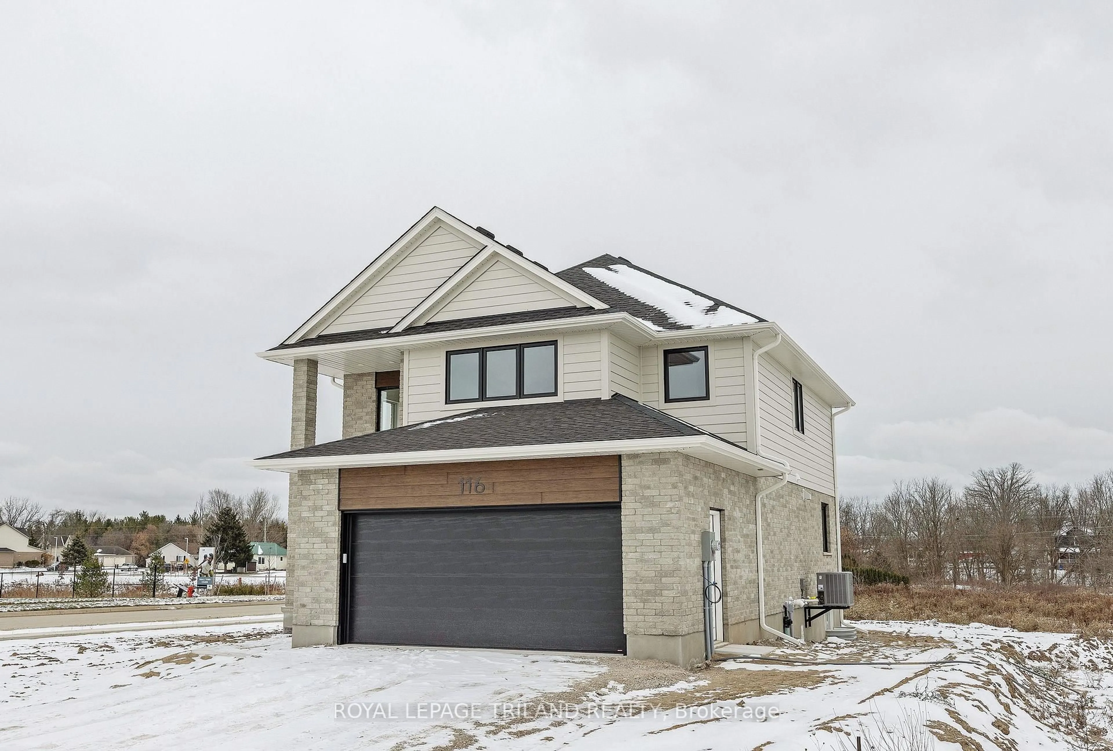 Home with brick exterior material, street for 116 ASPEN Pkwy, Aylmer Ontario N5H 3H7