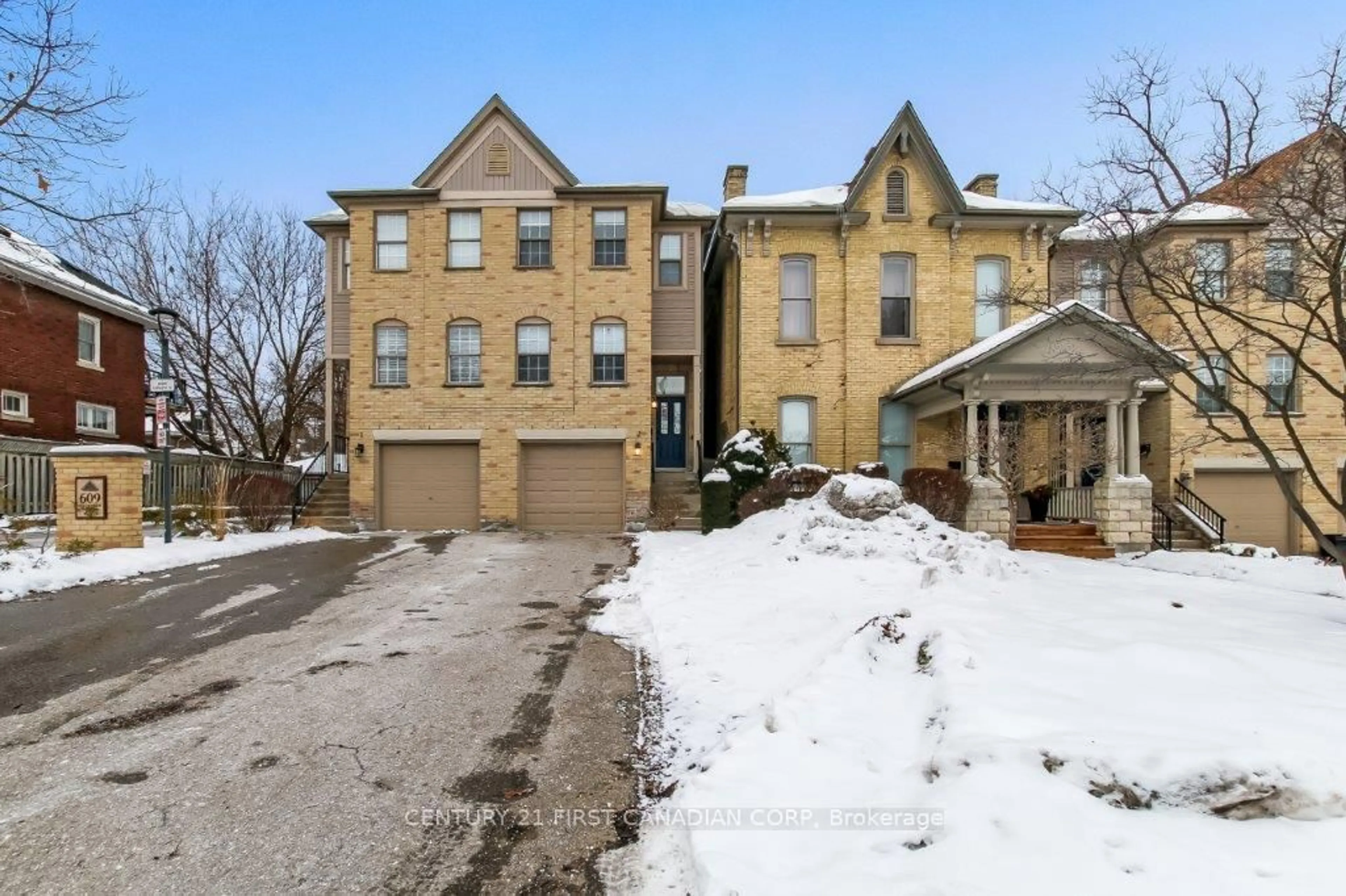 A pic from outside/outdoor area/front of a property/back of a property/a pic from drone, street for 609 COLBORNE St #2, London East Ontario N6B 2V3