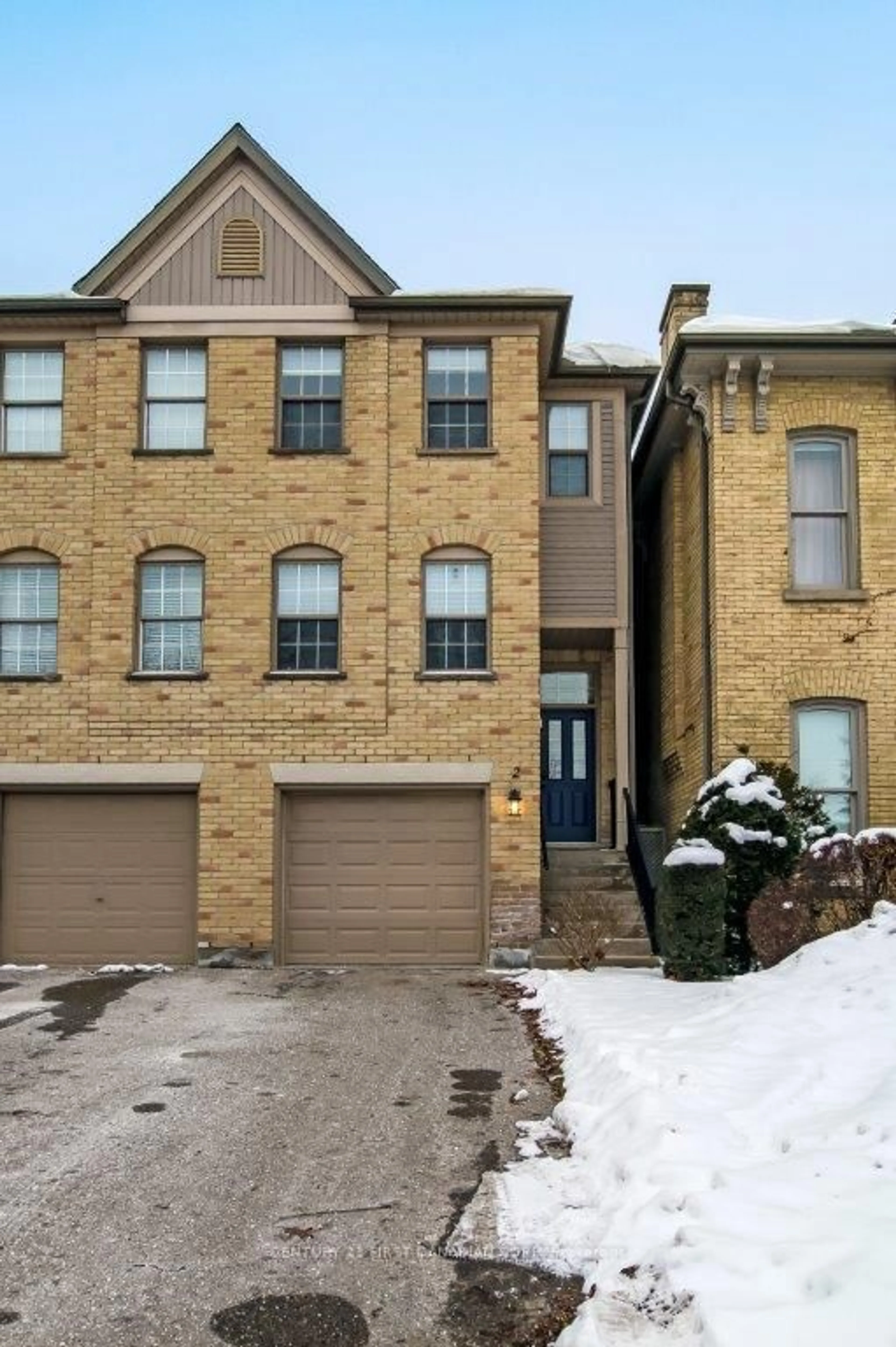 Home with brick exterior material, street for 609 COLBORNE St #2, London East Ontario N6B 2V3