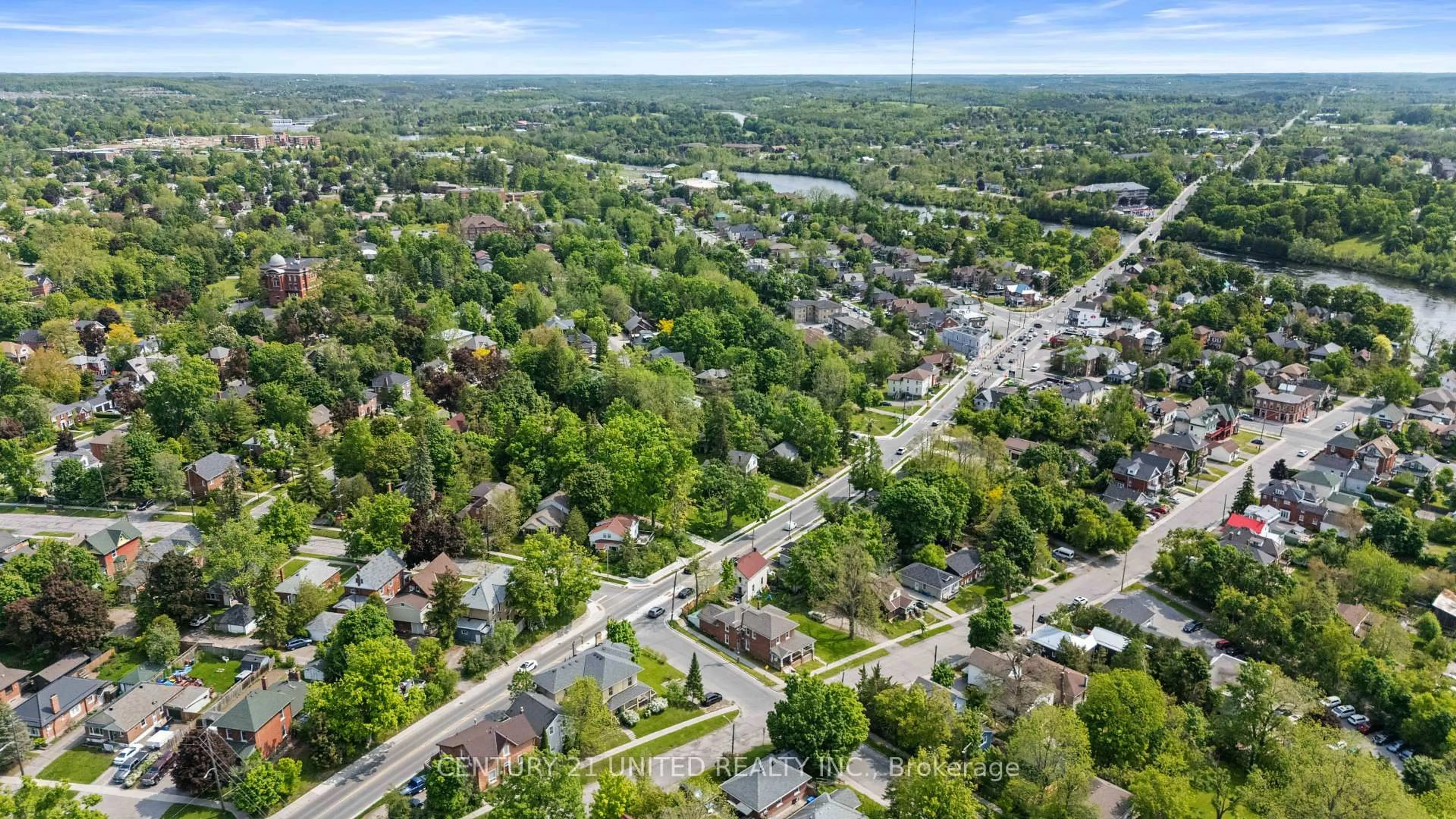 A pic from outside/outdoor area/front of a property/back of a property/a pic from drone, street for 234 Antrim St, Peterborough Ontario K9H 3G4