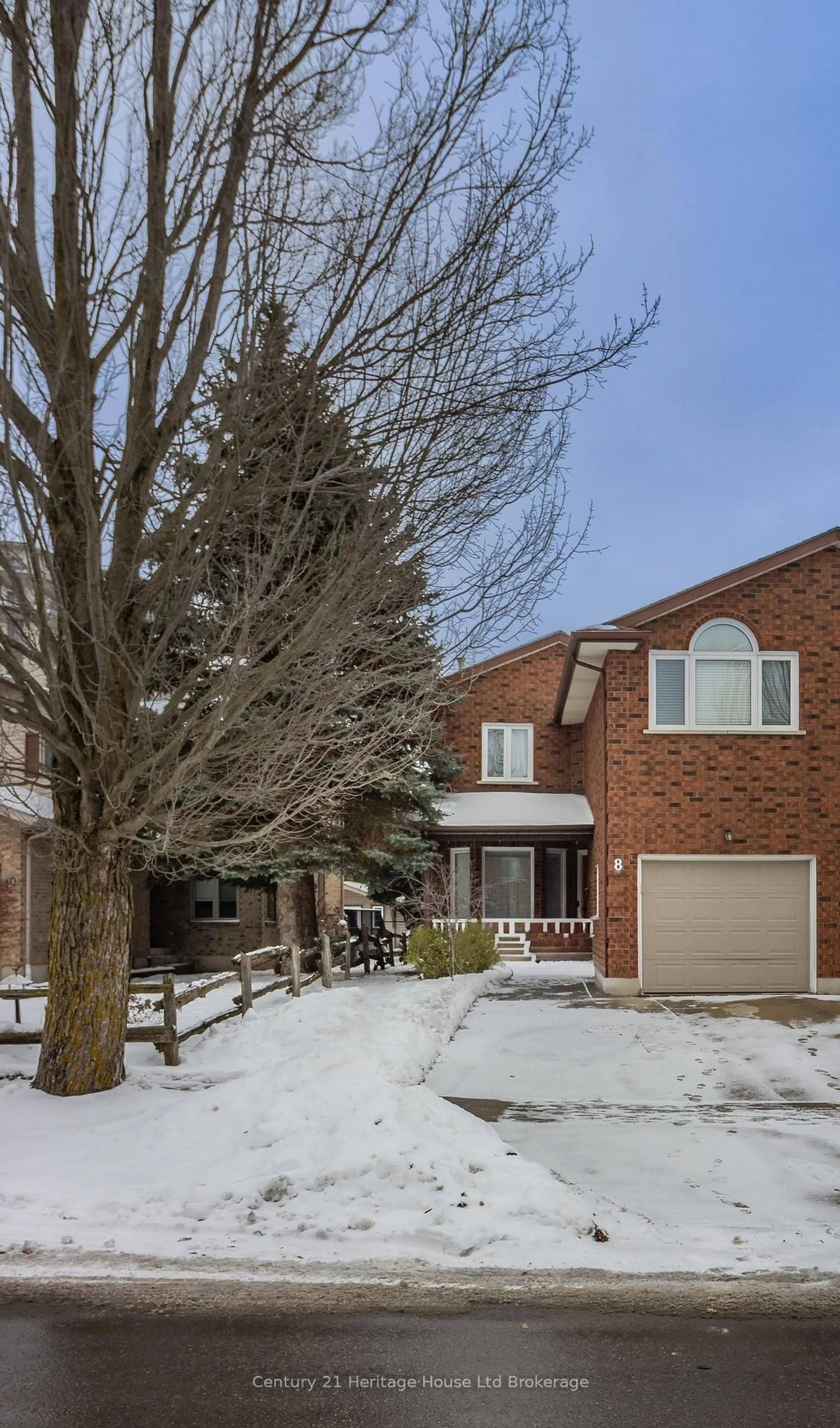 Home with brick exterior material, street for 8 Mohican Dr, Woodstock Ontario N4T 1H5