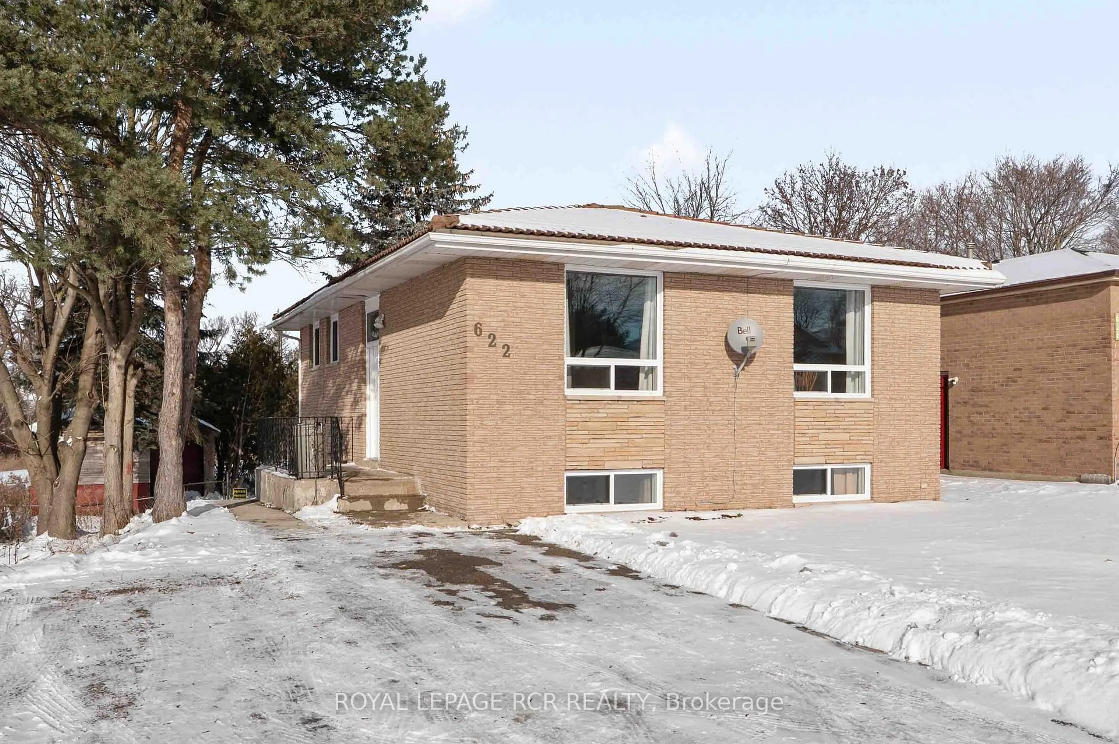 Home with brick exterior material, street for 622 Main St, Shelburne Ontario L9V 2Z4