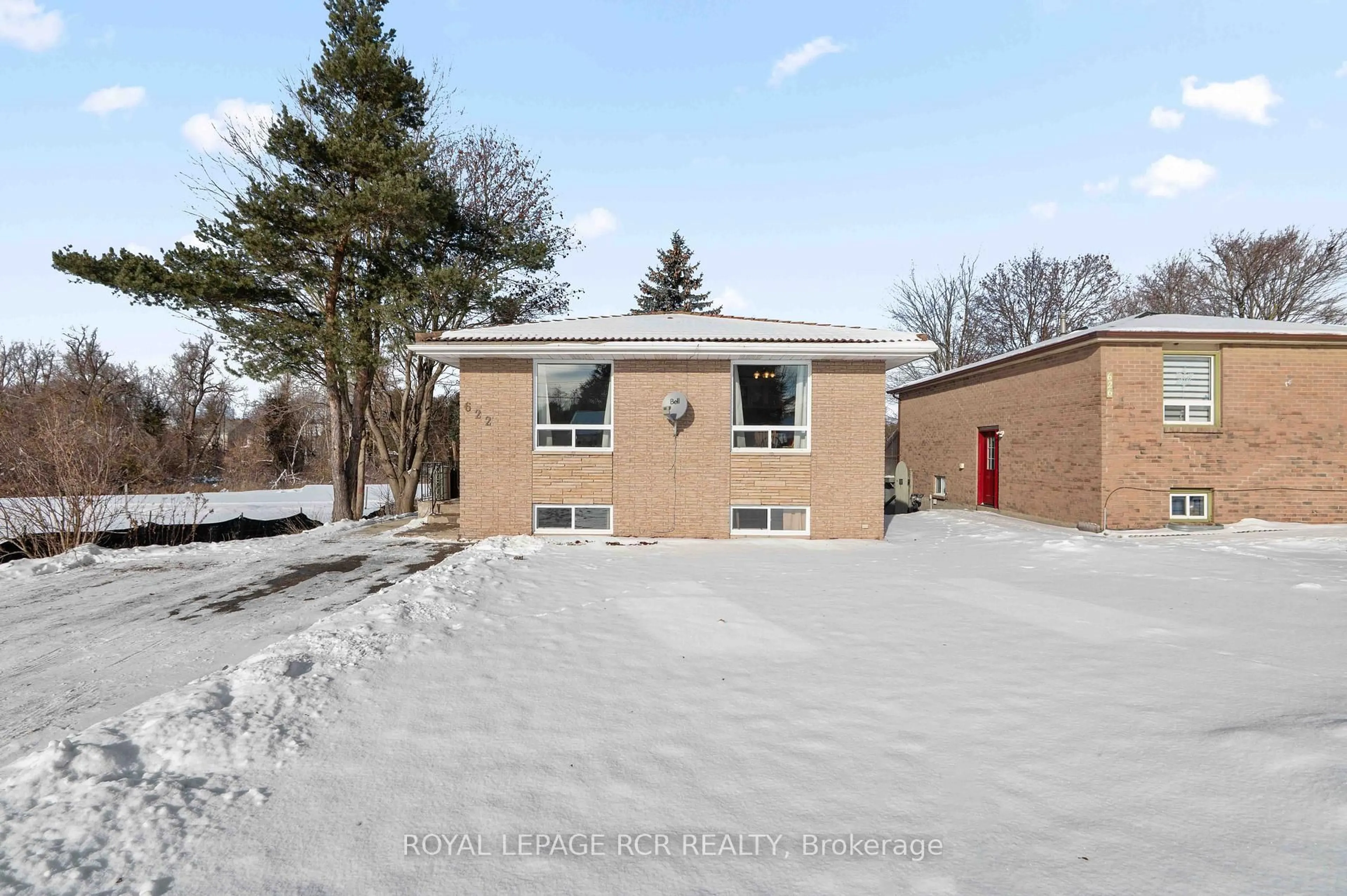 Home with brick exterior material, street for 622 Main St, Shelburne Ontario L9V 2Z4