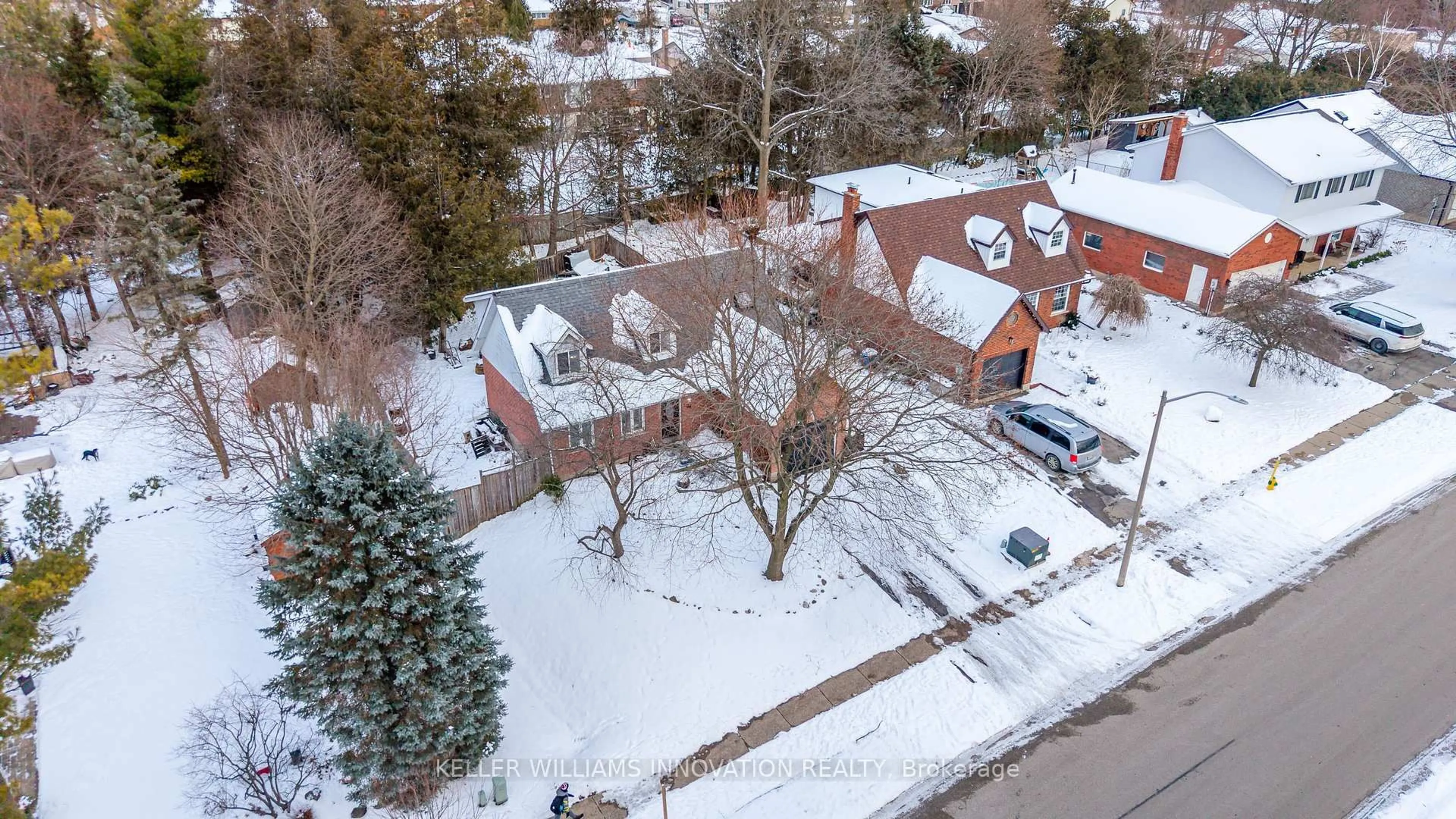 A pic from outside/outdoor area/front of a property/back of a property/a pic from drone, street for 104 Henry St, Guelph/Eramosa Ontario N0B 2K0