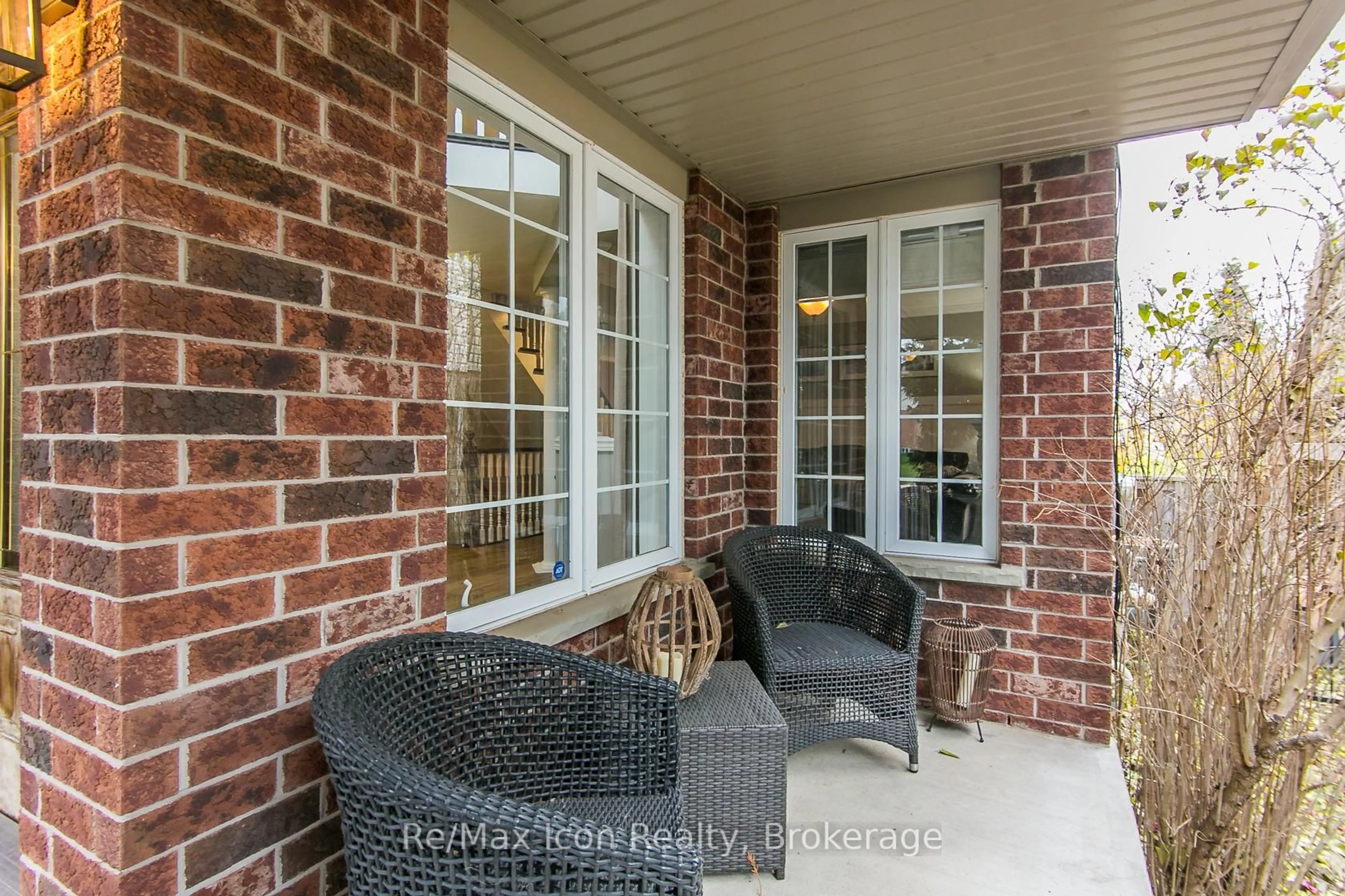 Unknown for 159 Country Clair St, Kitchener Ontario N2A 4J7