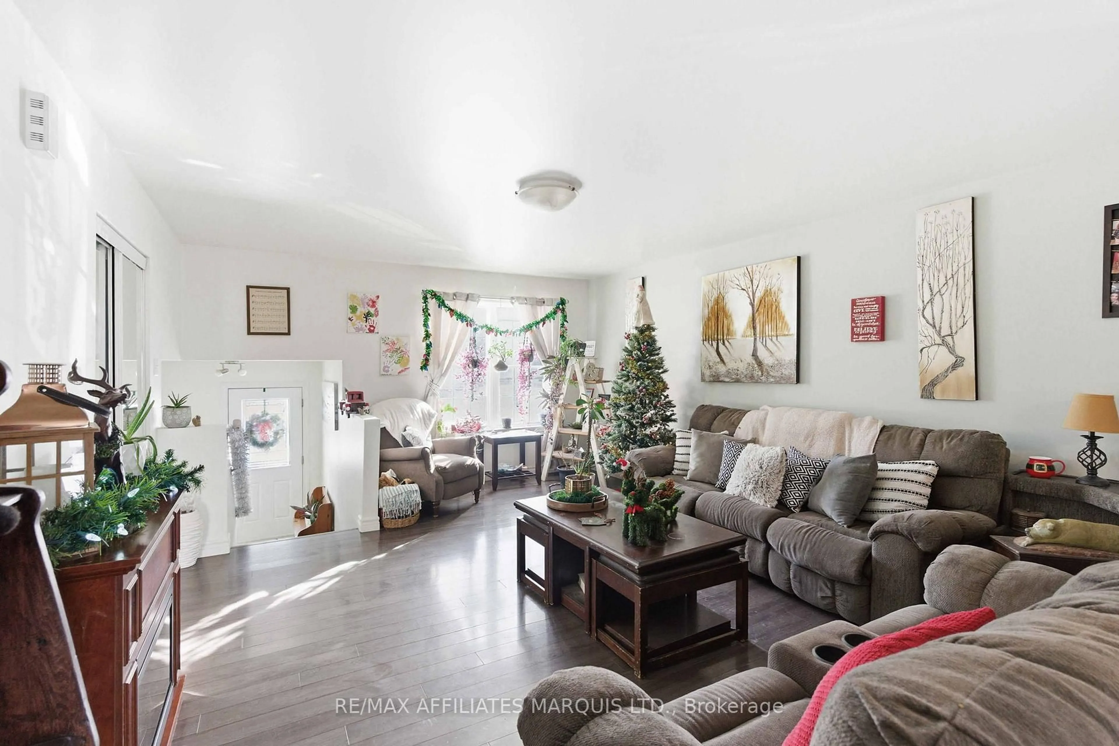 Living room with furniture, unknown for 109 French Ave, South Stormont Ontario K0C 1P0