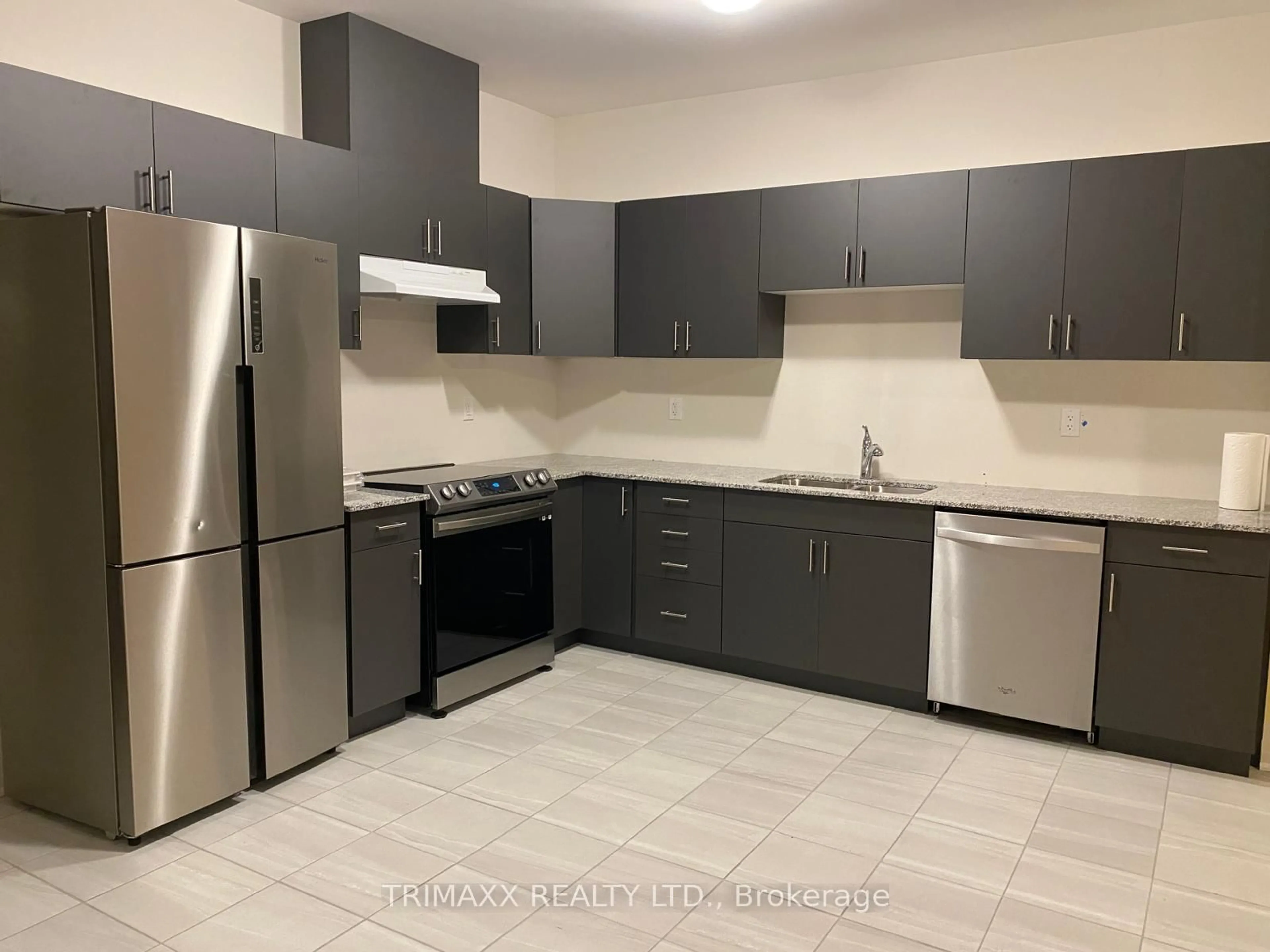 Standard kitchen, ceramic/tile floor for 100 Middleton St, Zorra Ontario N0M 2M0