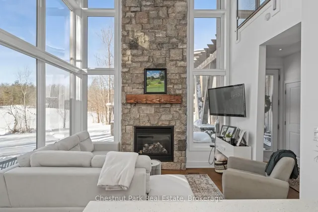 10 Carrick Tr, Gravenhurst 3