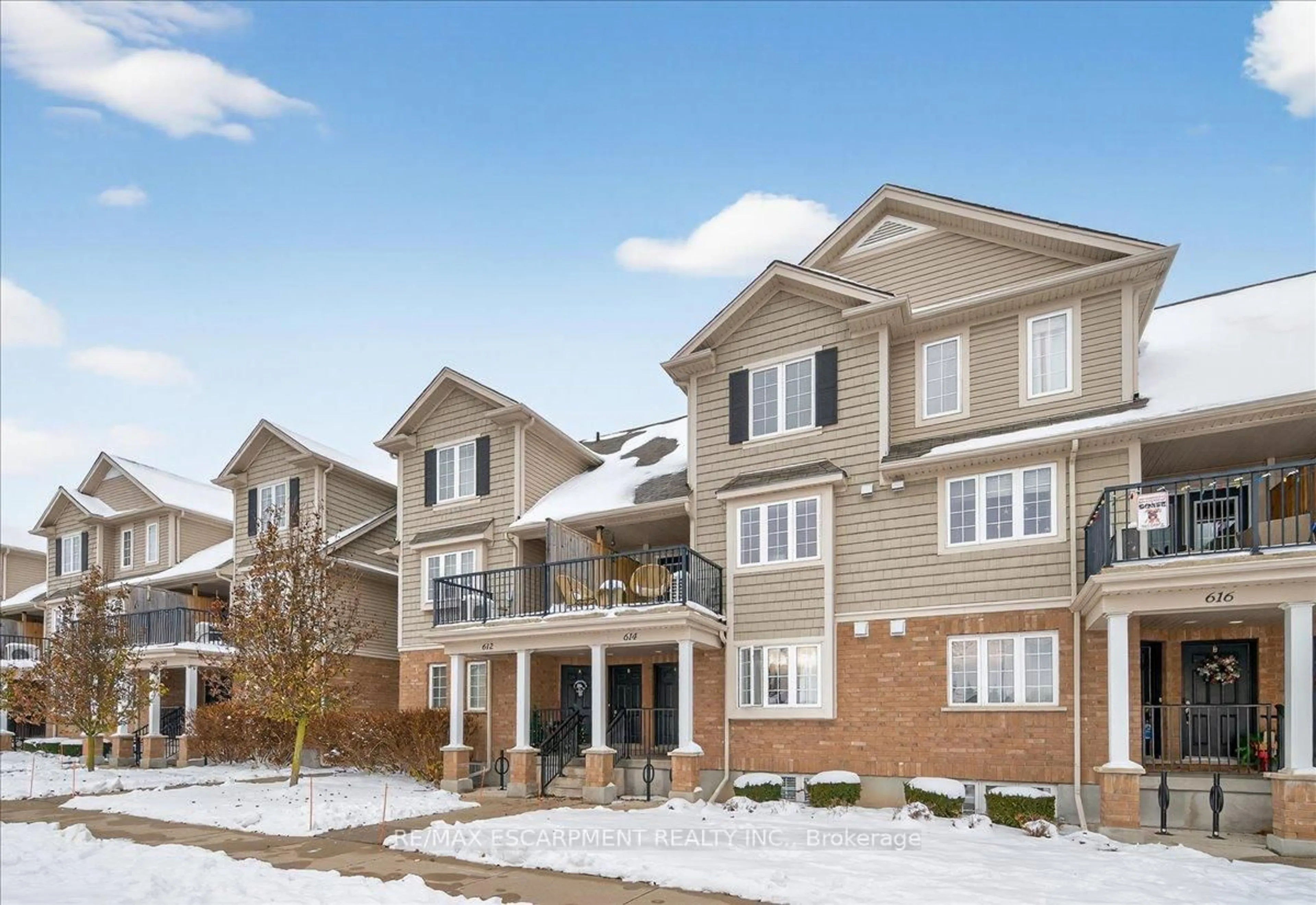 Unknown for 614B Woodlawn Rd, Guelph Ontario N1E 0K4