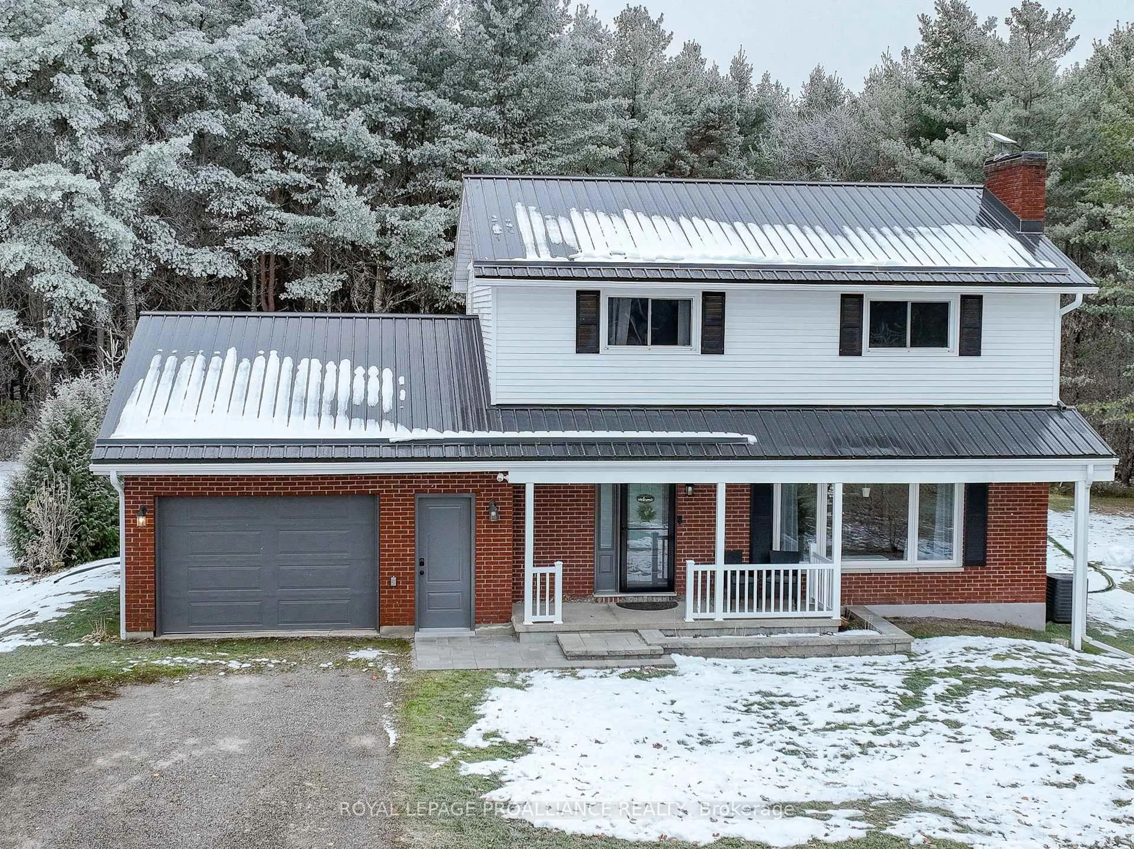 A pic from outside/outdoor area/front of a property/back of a property/a pic from drone, street for 6020 County Road 29 Highway, Elizabethtown-Kitley Ontario K6V 5T4
