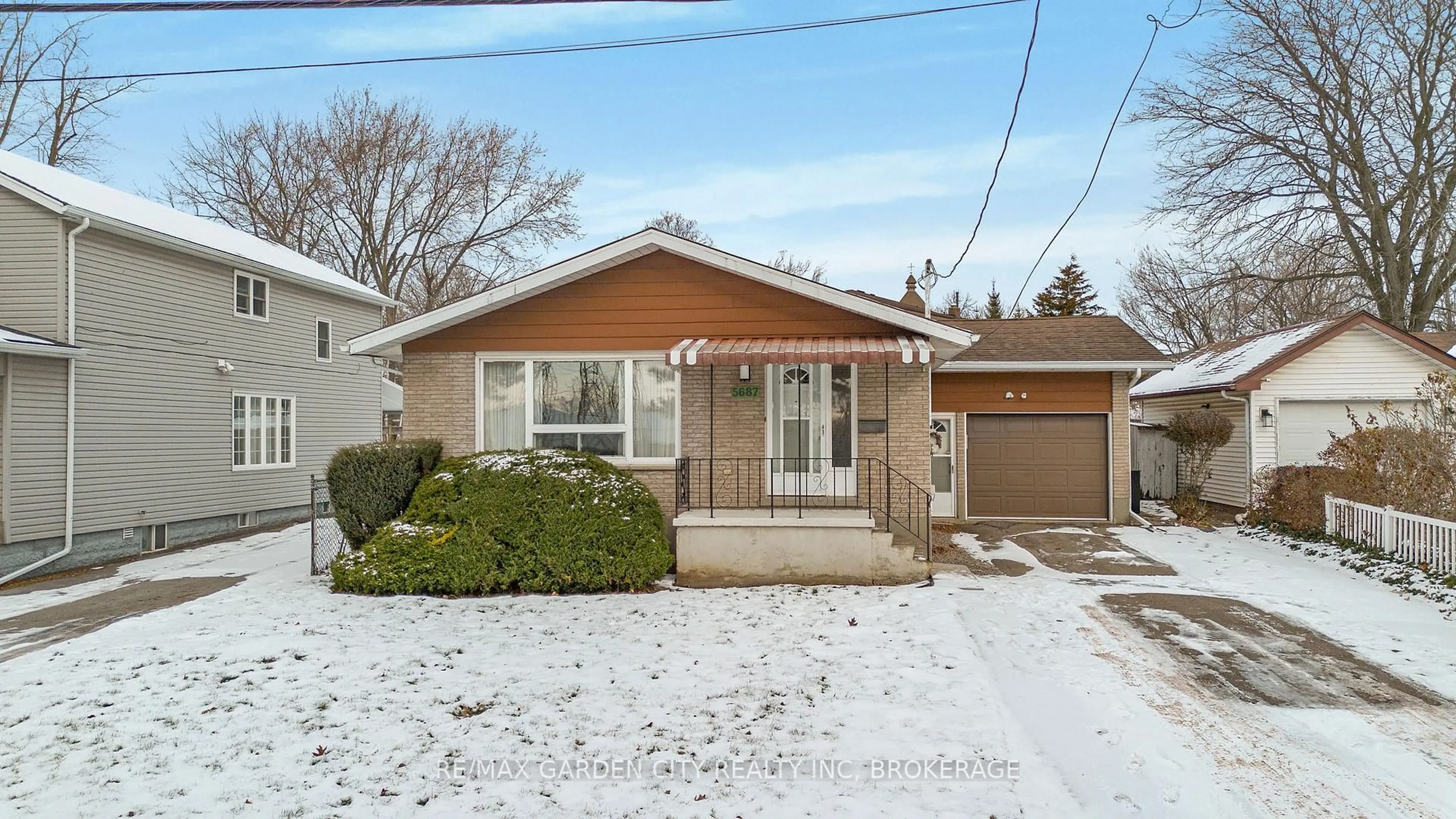 Unknown for 5687 Murray St, Niagara Falls Ontario L2G 2J7