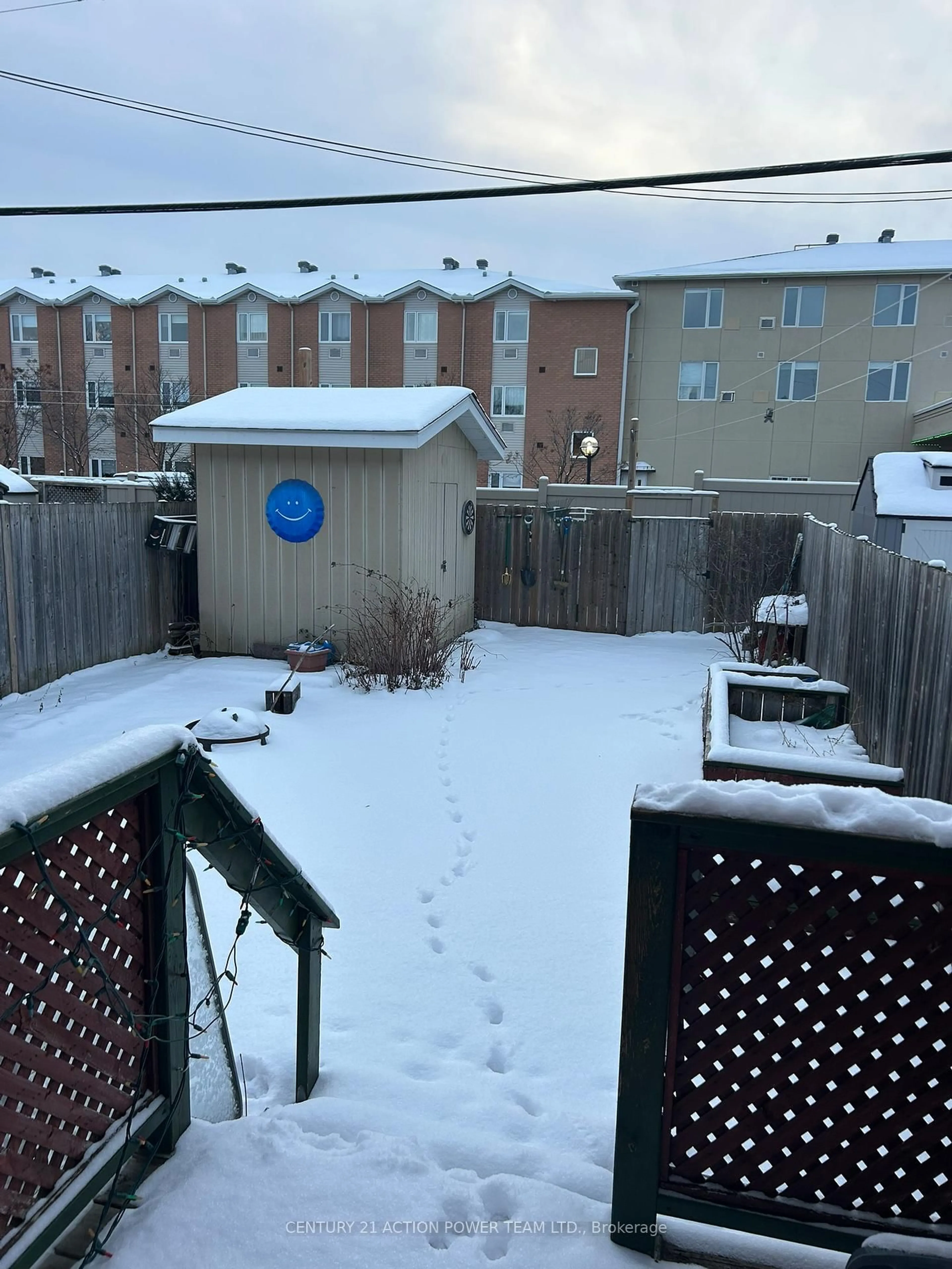 Unknown for 642 Borthwick Ave, Ottawa Ontario K1K 2L9