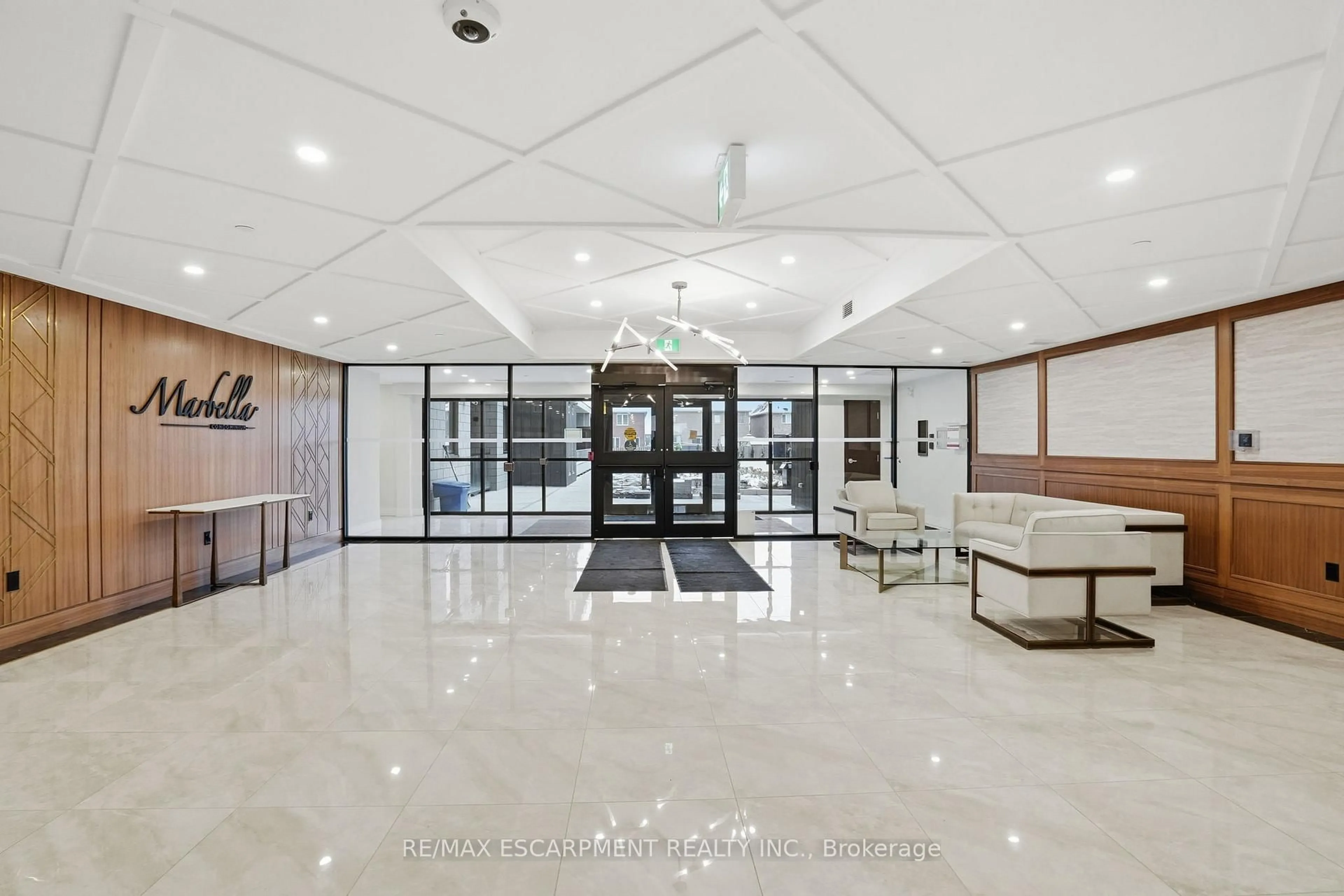 Lobby for 7549A Kalar Rd #311, Niagara Falls Ontario L2H 3W6