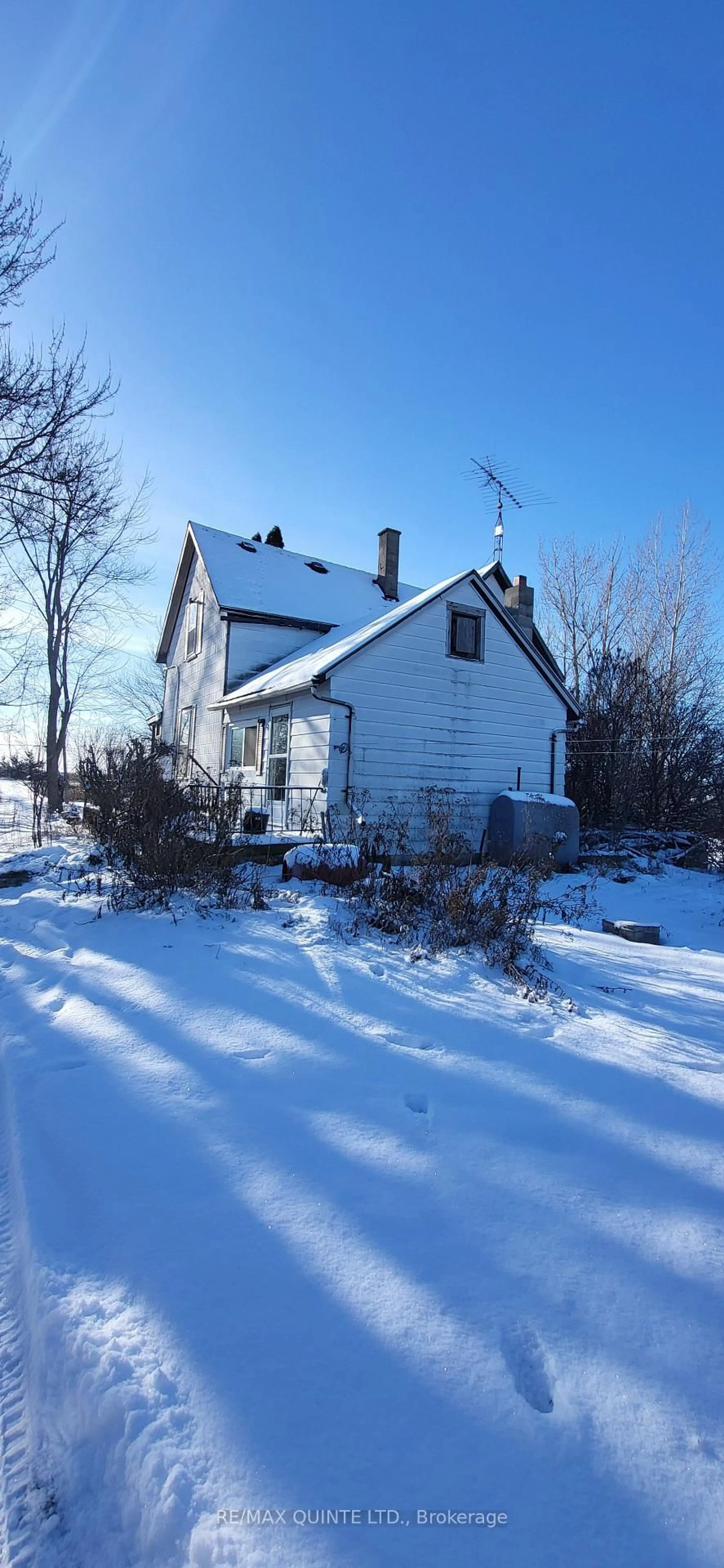 Shed for 1856 County Road 1 Rd, Prince Edward County Ontario K0K 1G0