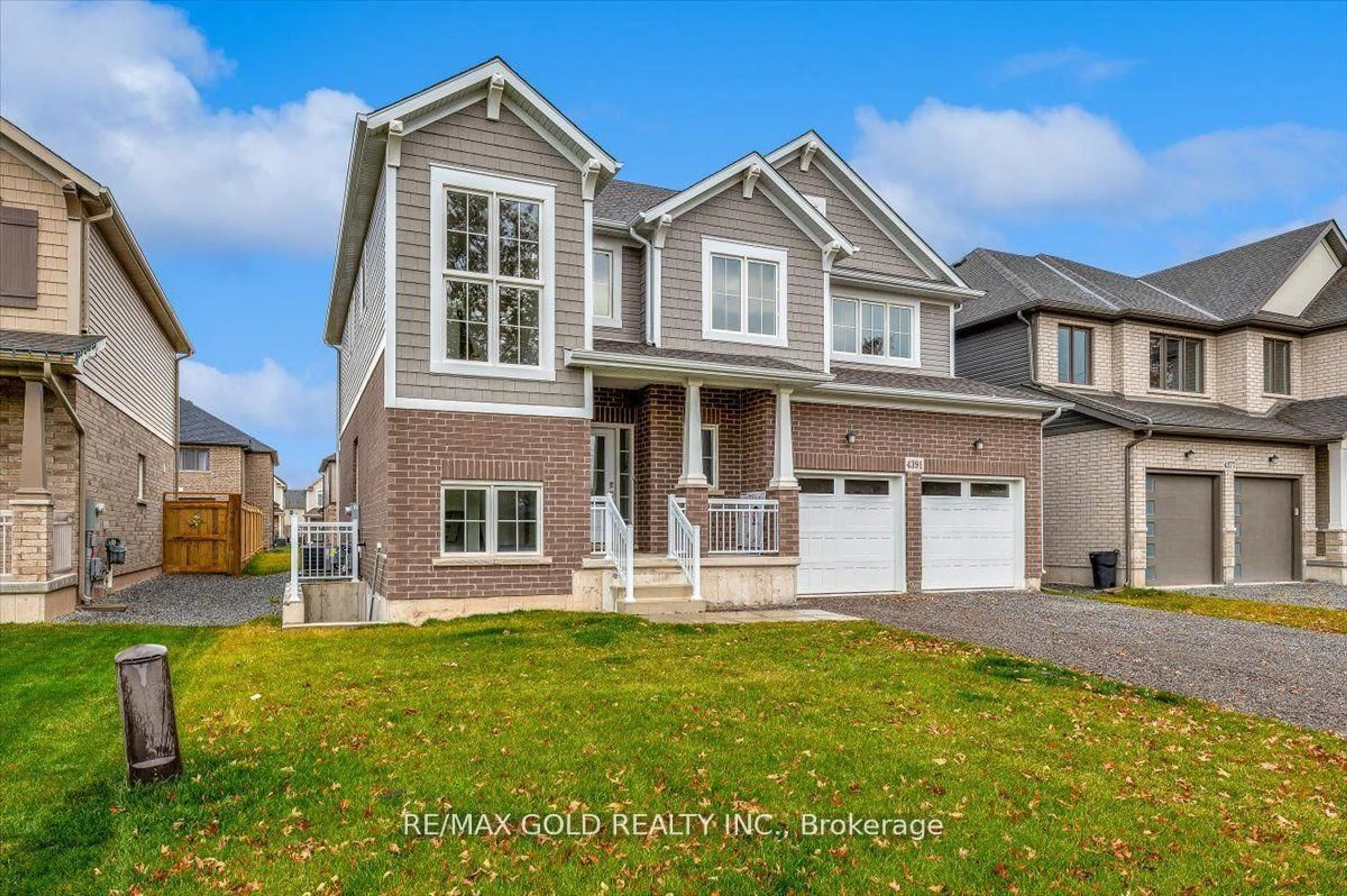 Home with brick exterior material, street for 4391 Willick Rd, Niagara Falls Ontario L2G 0Y3