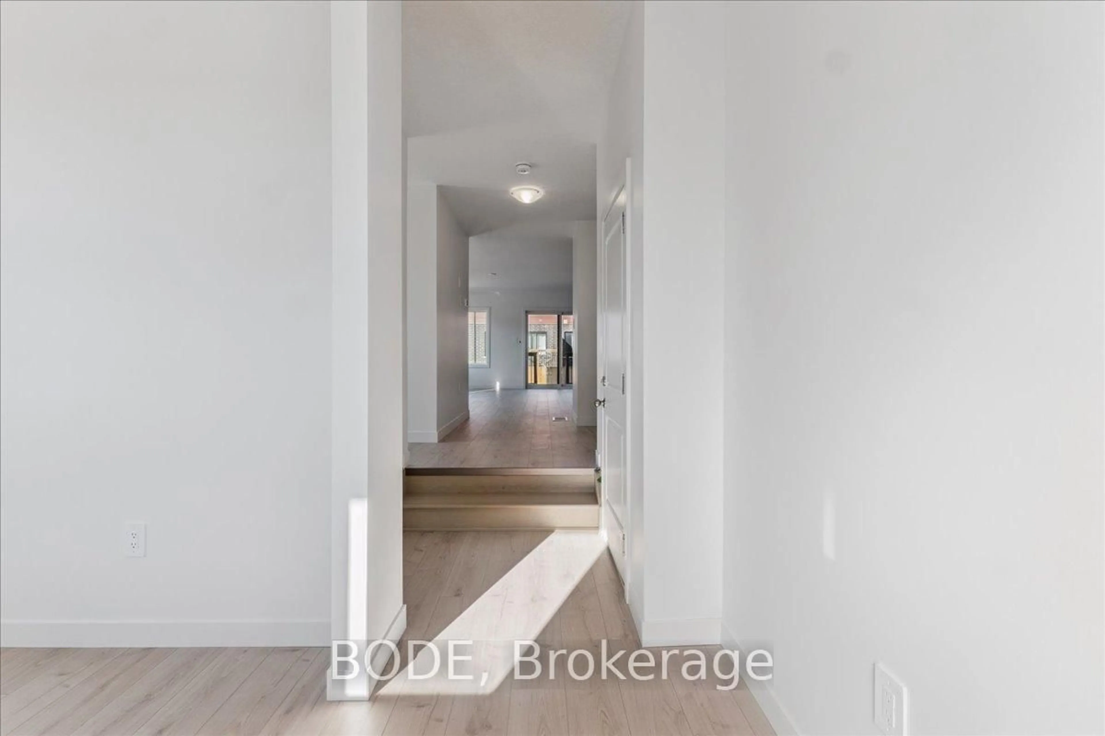 Unknown for 40 Oak Forest Common, Cambridge Ontario N1S 0G3