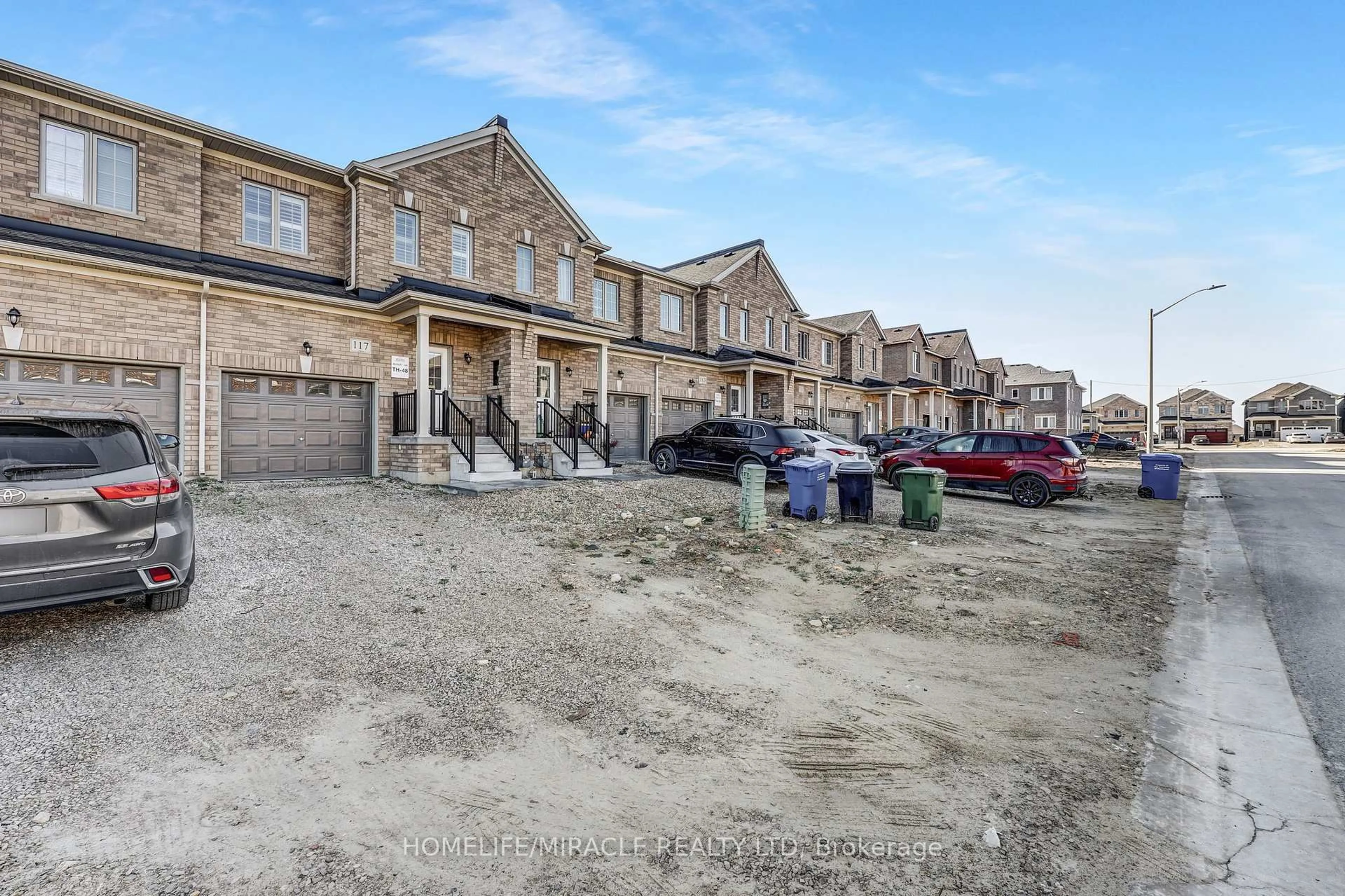 A pic from outside/outdoor area/front of a property/back of a property/a pic from drone, street for 117 Stocks Ave, Southgate Ontario N0C 1B0