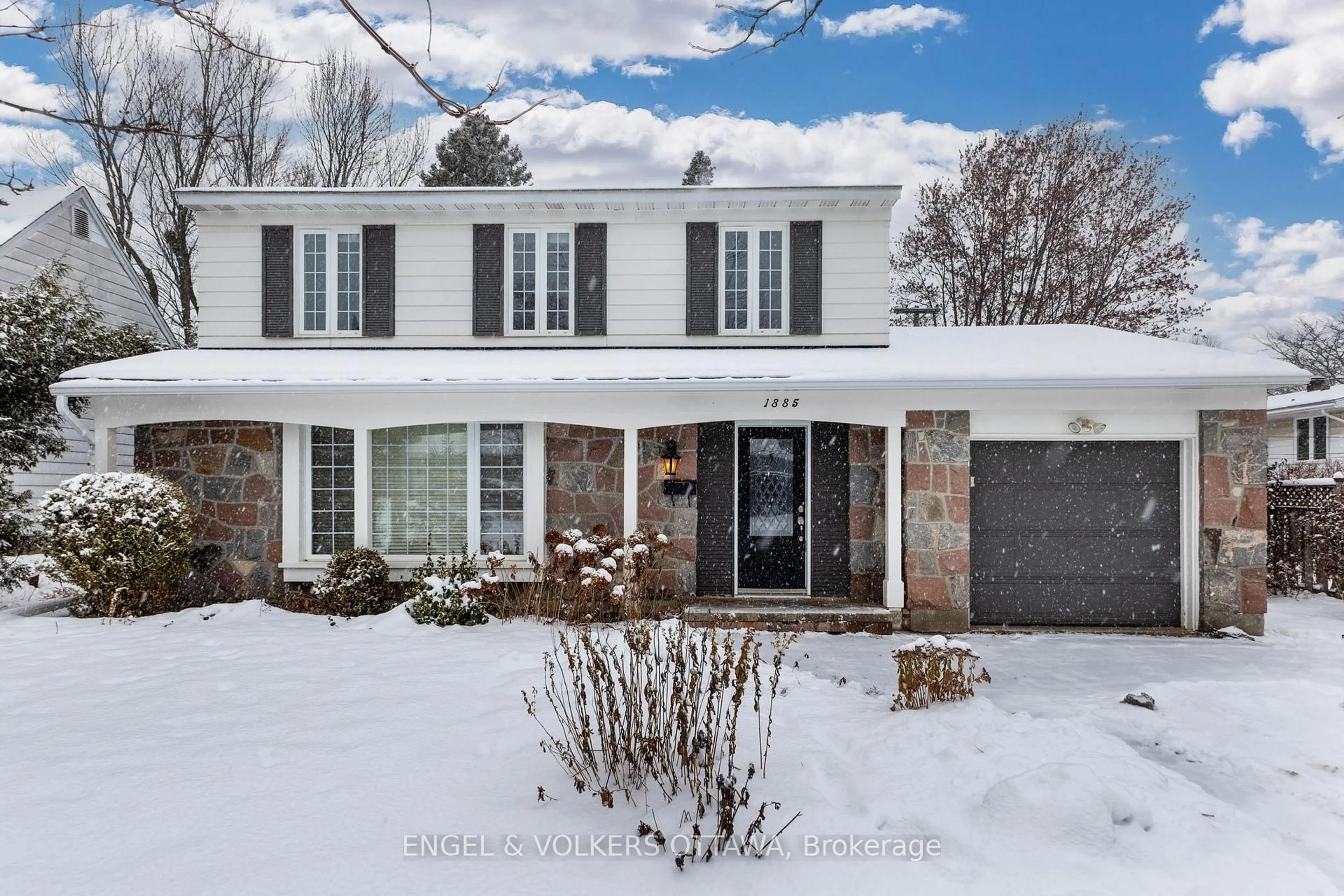 Home with brick exterior material, street for 1885 Louisiana Ave, Ottawa Ontario K1H 6T8