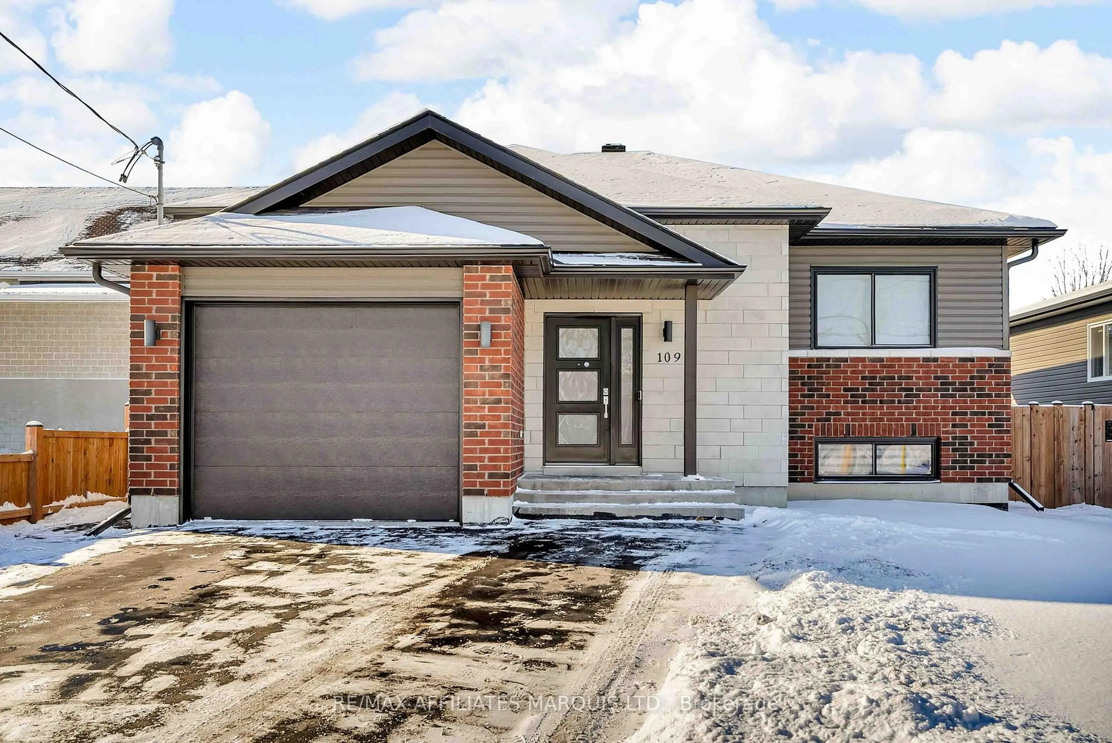 Home with brick exterior material, street for 109 Leonia St, Cornwall Ontario K6H 5L8