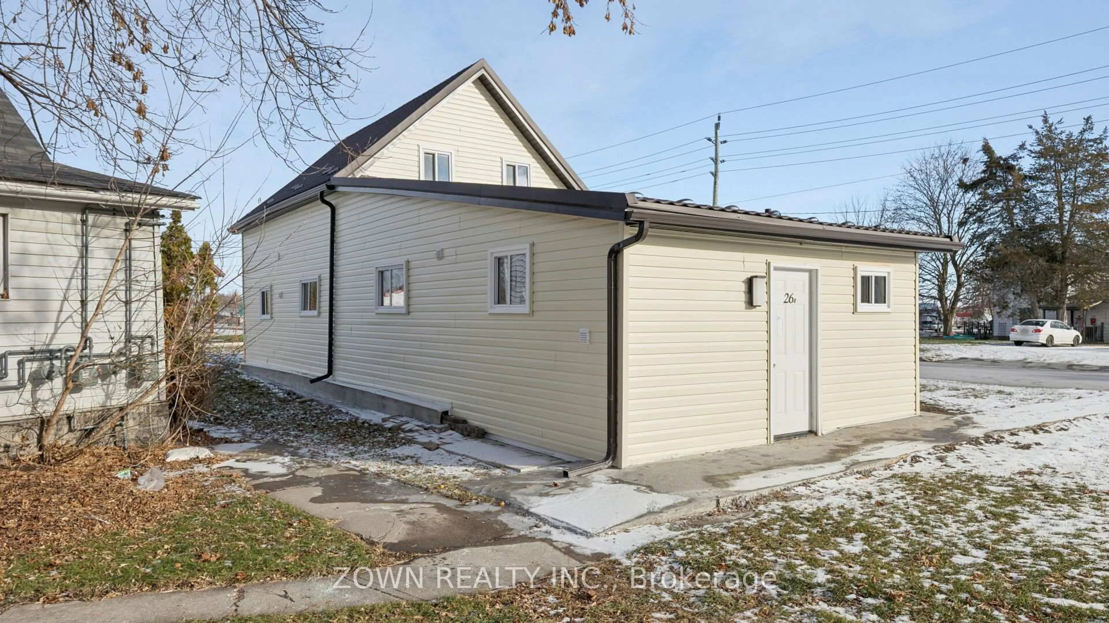 Indoor garage for 26 Metcalfe St, Quinte West Ontario K8V 4C7