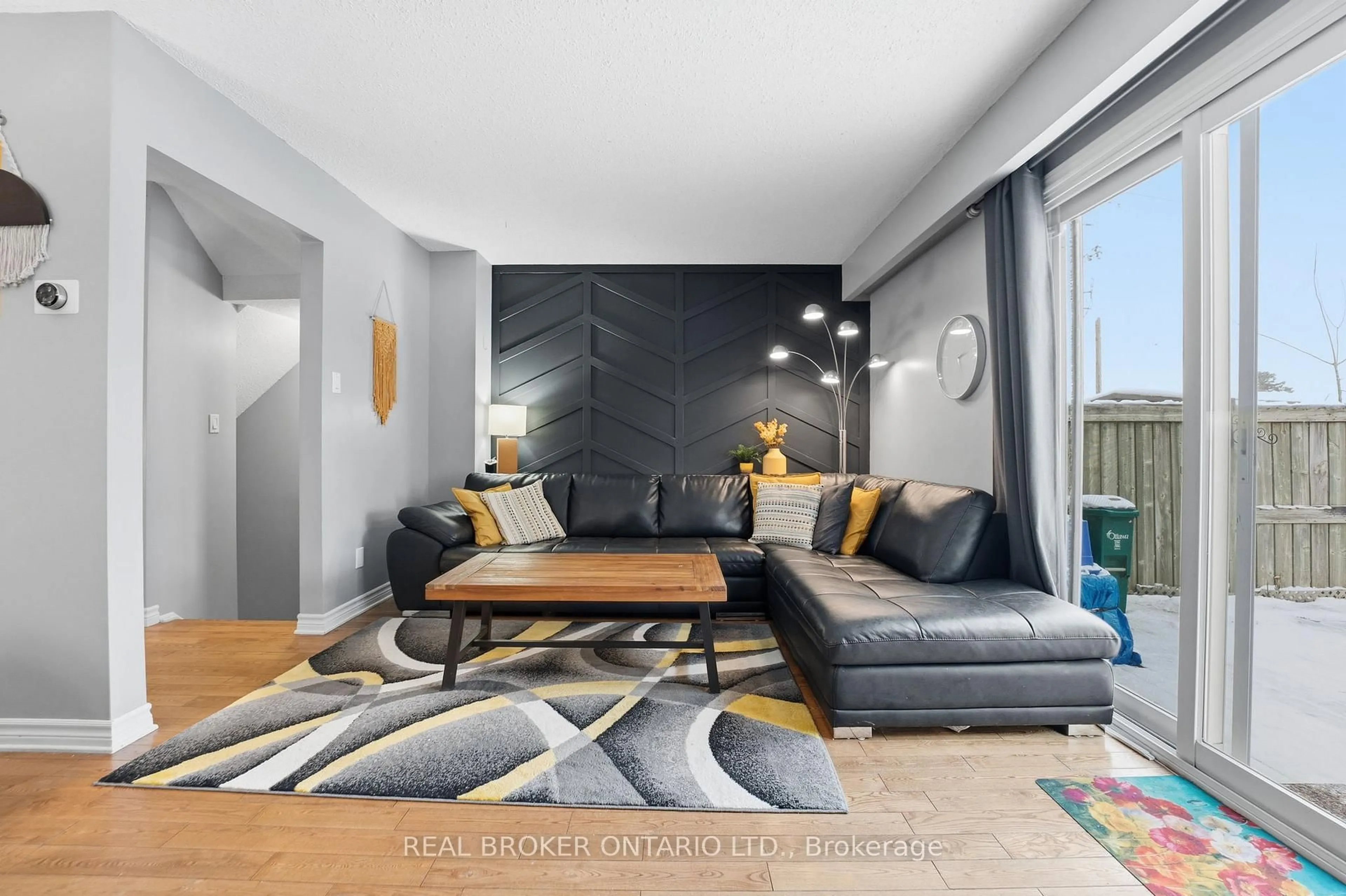 Living room with furniture, unknown for 3895 Old Richmond Rd #B, Ottawa Ontario K2H 8T8