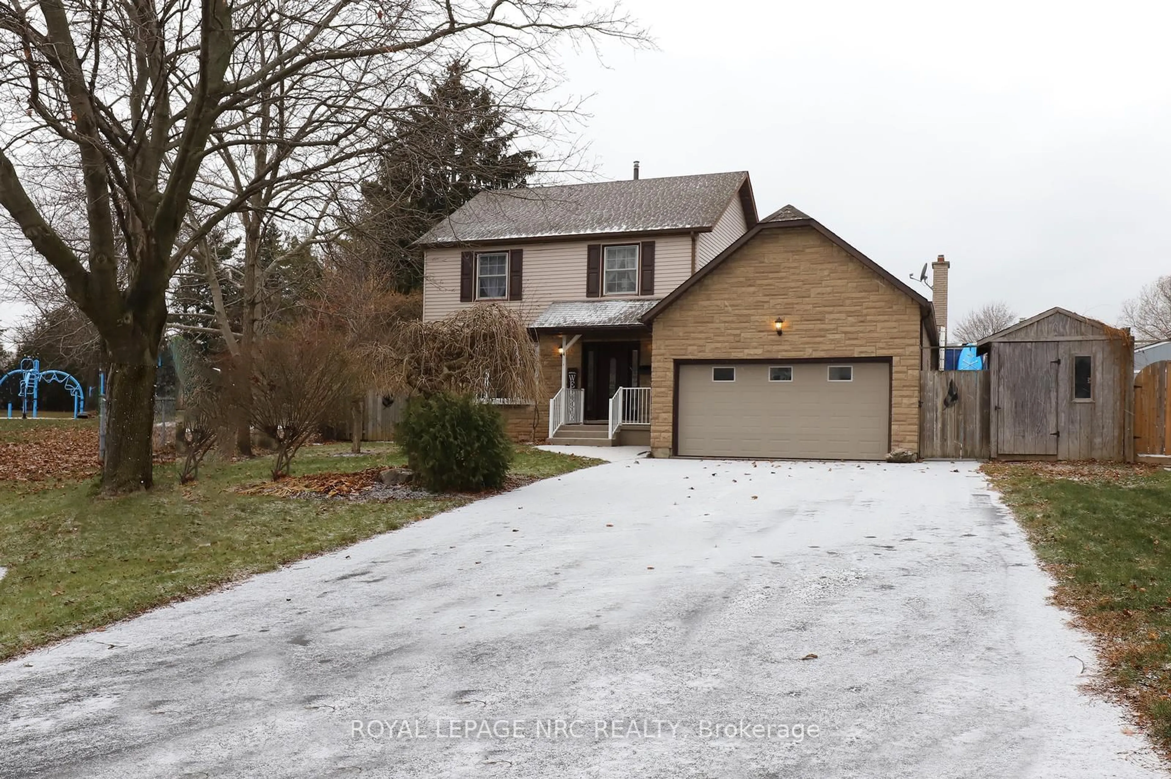 Unknown for 4 Cindy Crt, Grimsby Ontario L3M 4N9