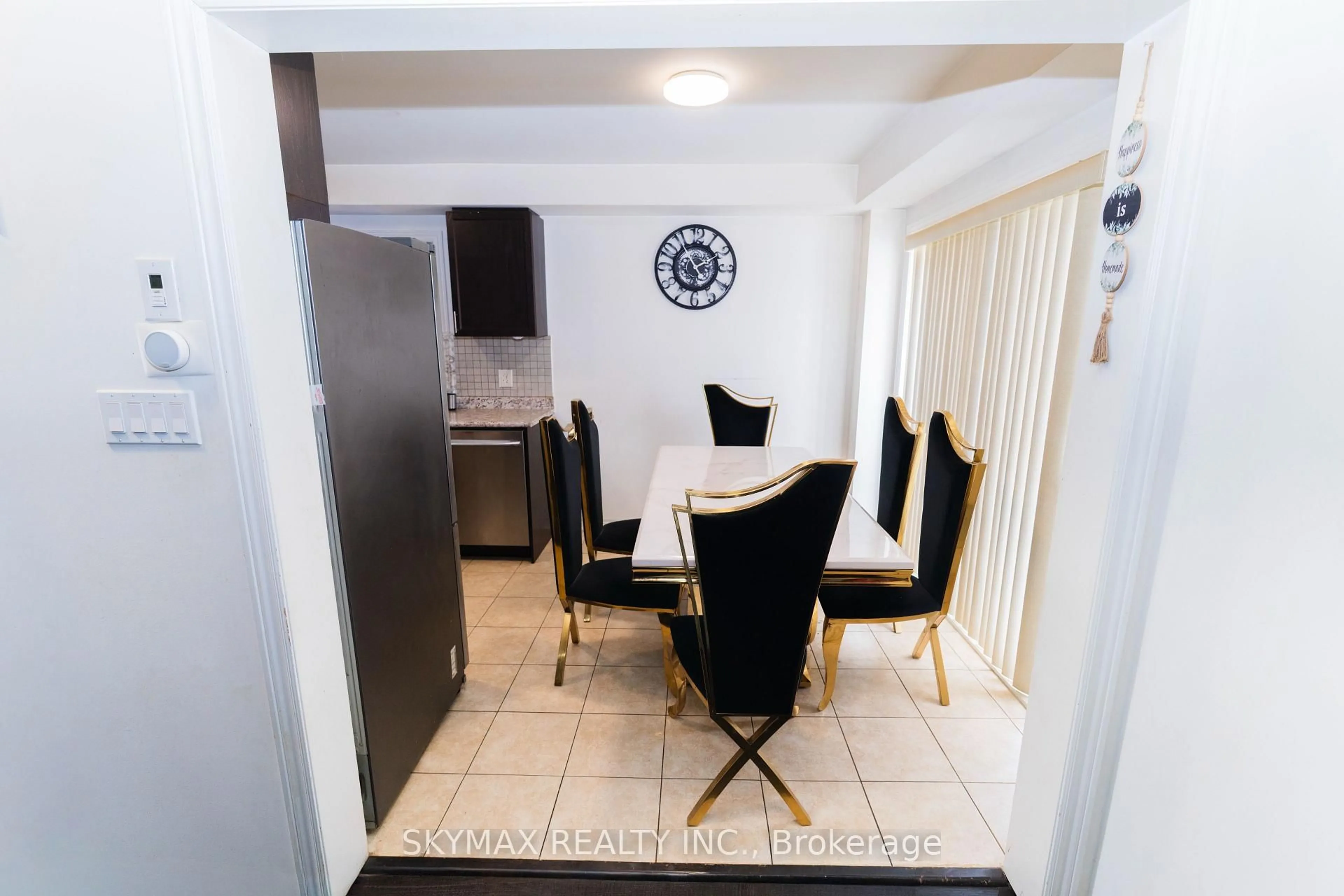 Unknown for 959 HANNAH Ave, North Perth Ontario N4W 0H7