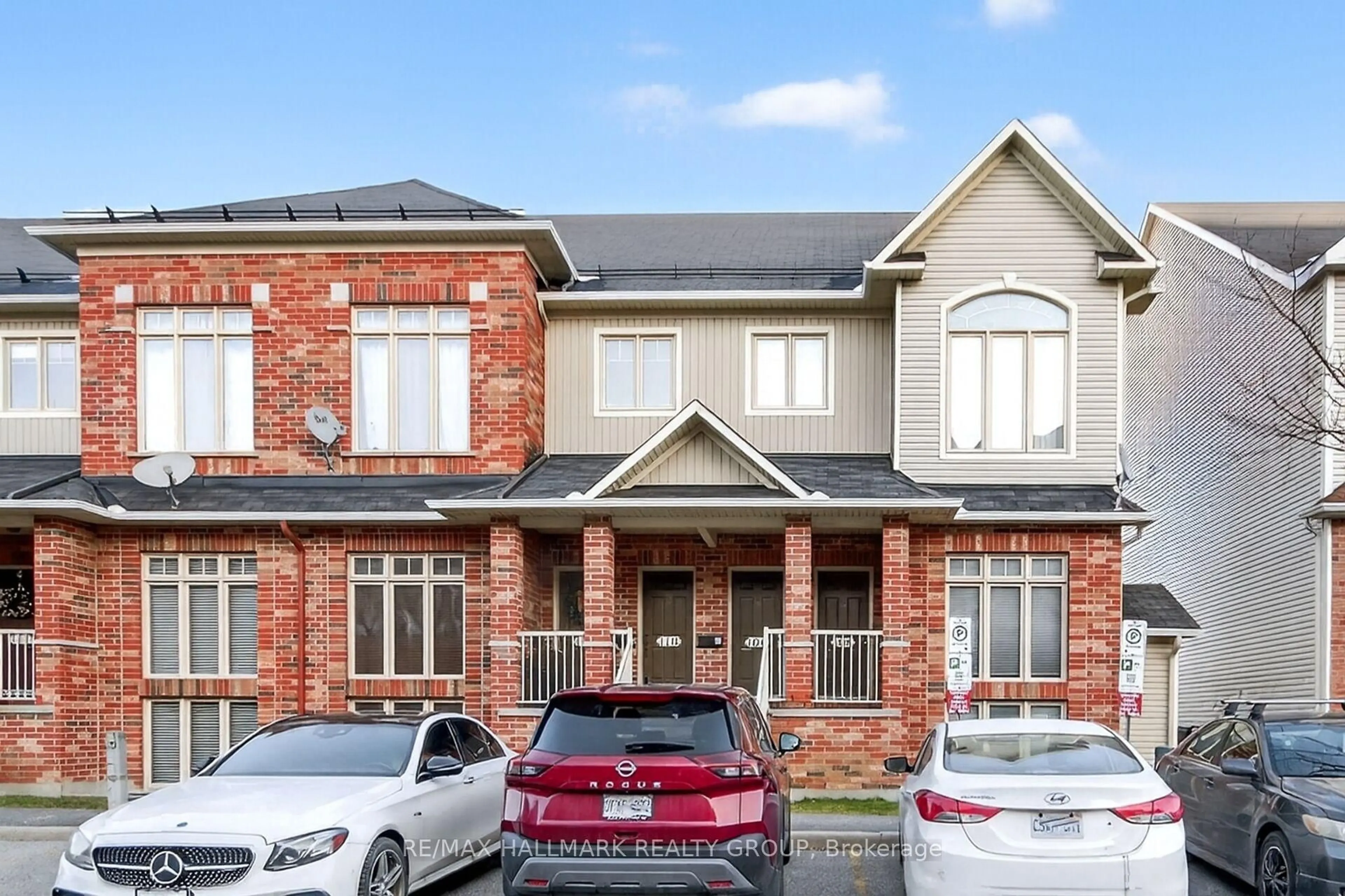 Home with brick exterior material, street for 1512 Walkley Rd #104, Ottawa Ontario K1V 2G5