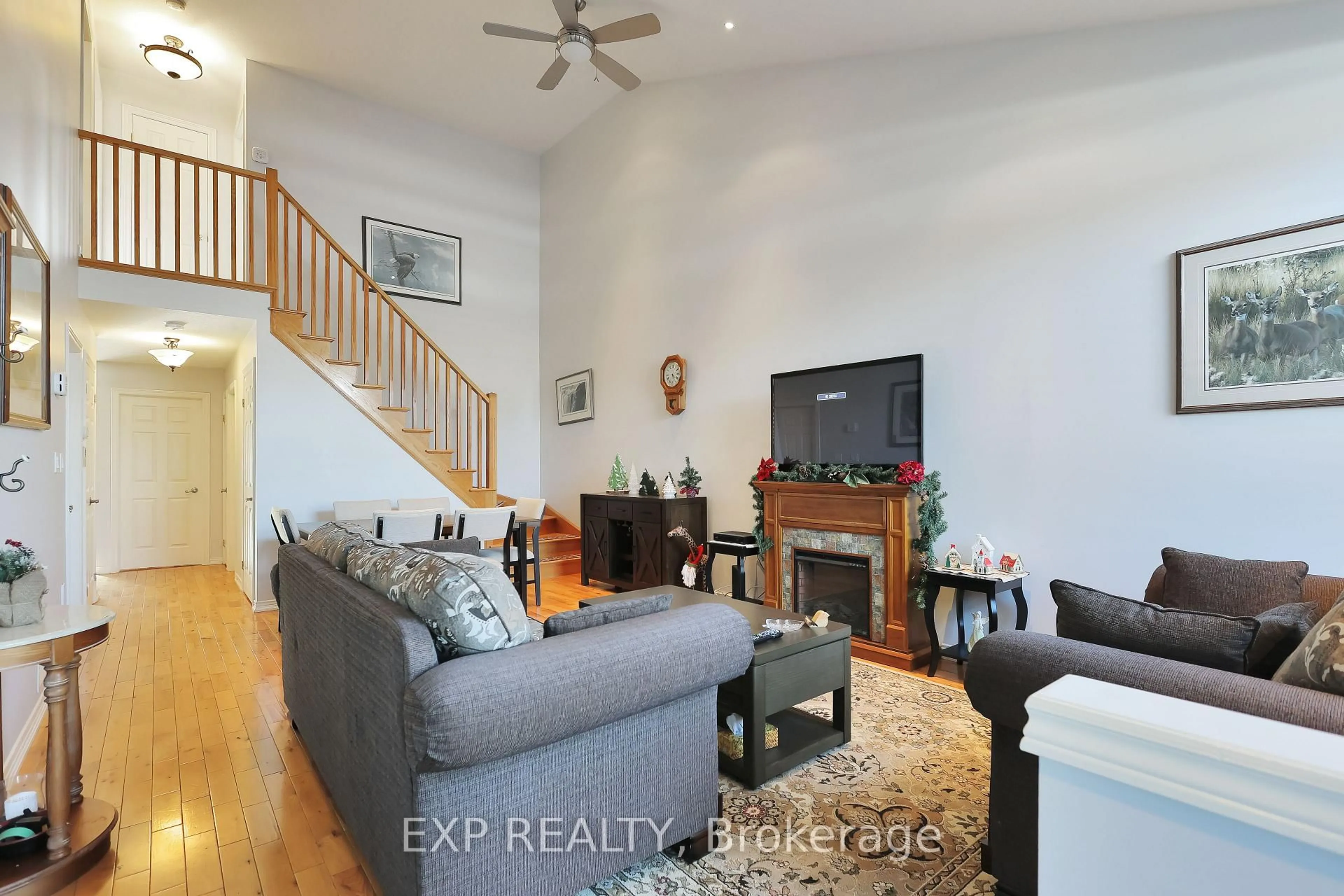 Living room with furniture, unknown for 10 Lilyvalley Lane, Hamilton Ontario L0R 1P0