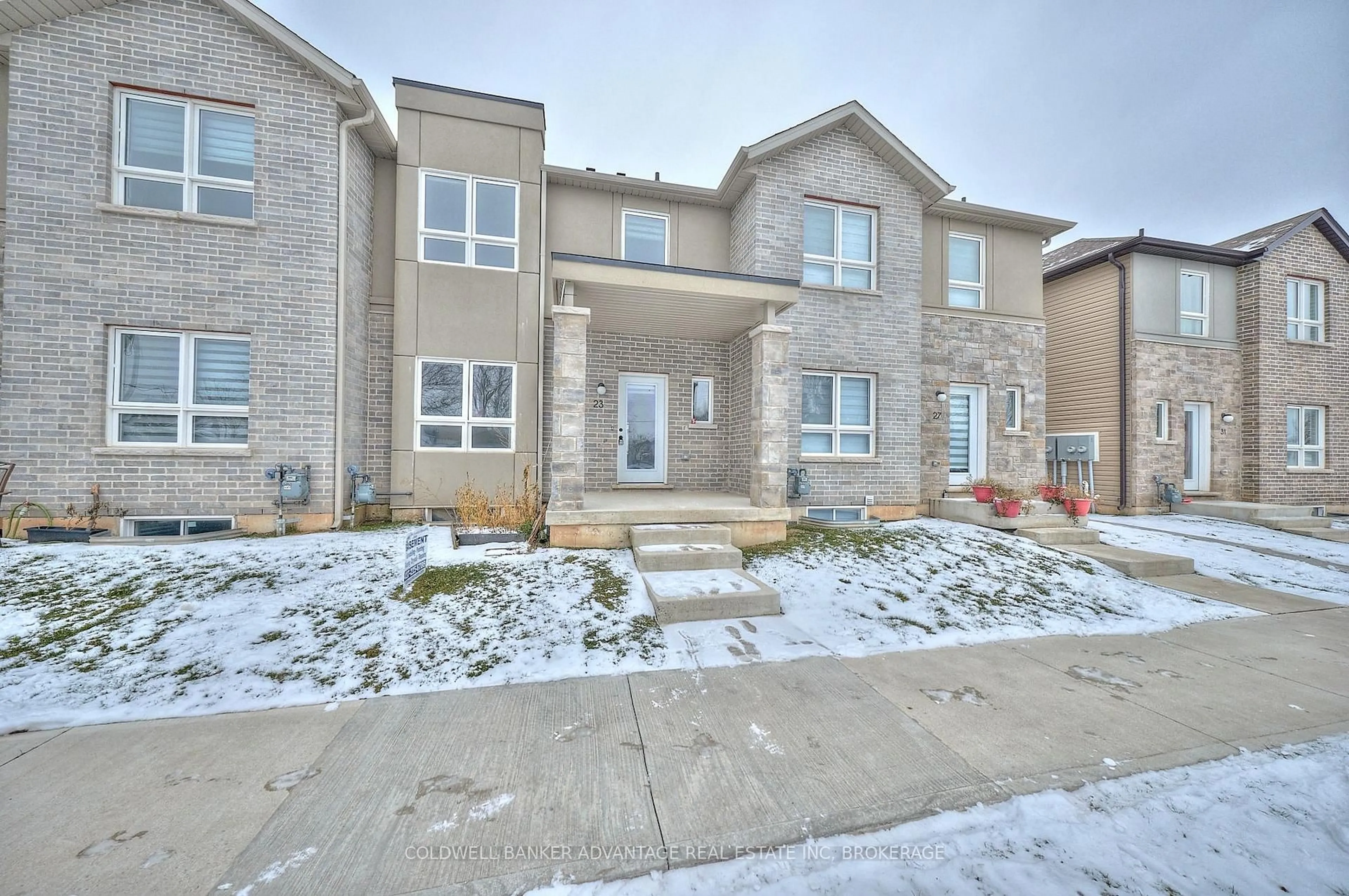 Home with brick exterior material, street for 23 Perenack Ave, Welland Ontario L3C 0J2