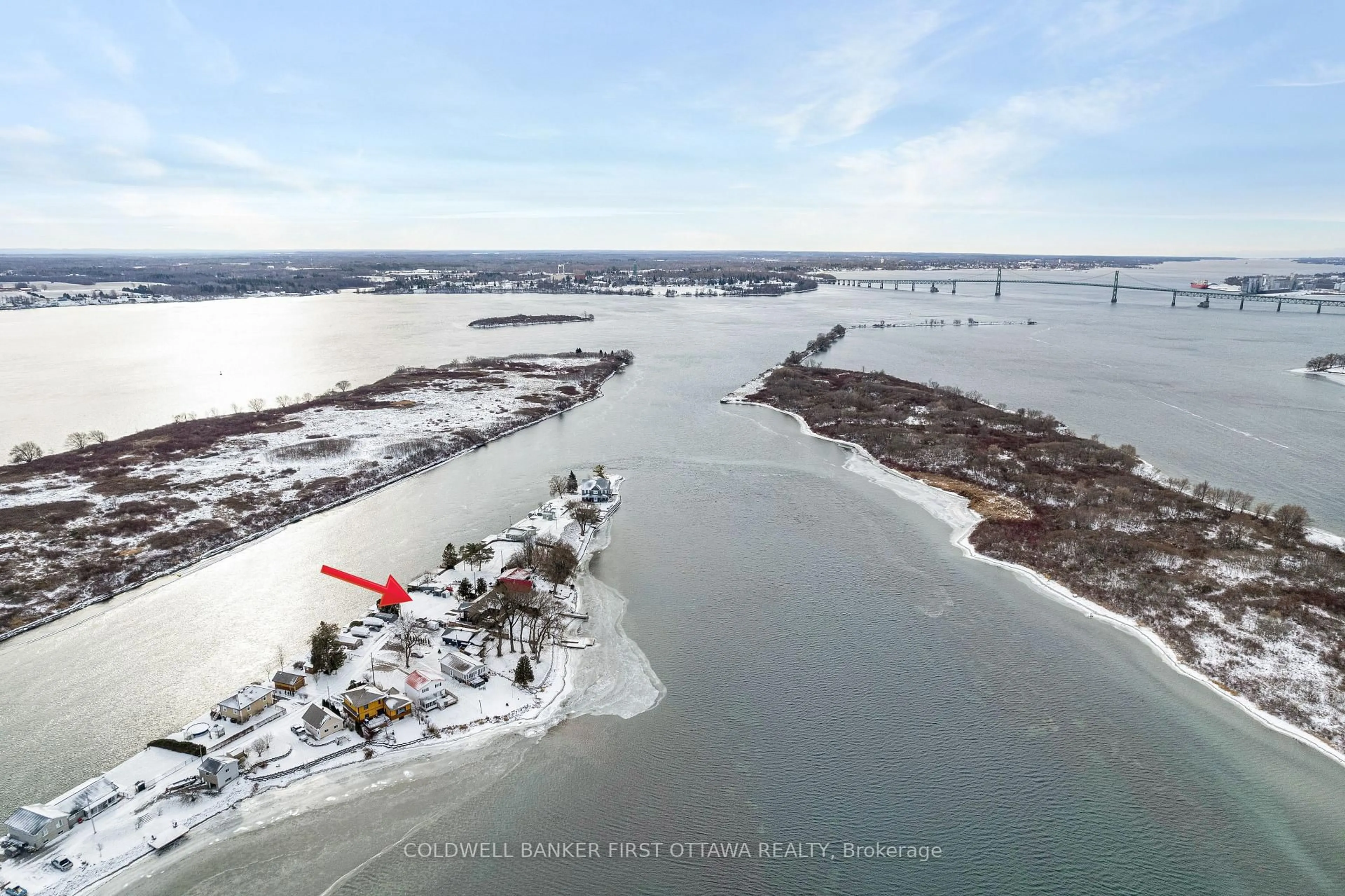 A pic from outside/outdoor area/front of a property/back of a property/a pic from drone, water/lake/river/ocean view for 38 Tuttle Point Rd, Edwardsburgh/Cardinal Ontario K0E 1T1