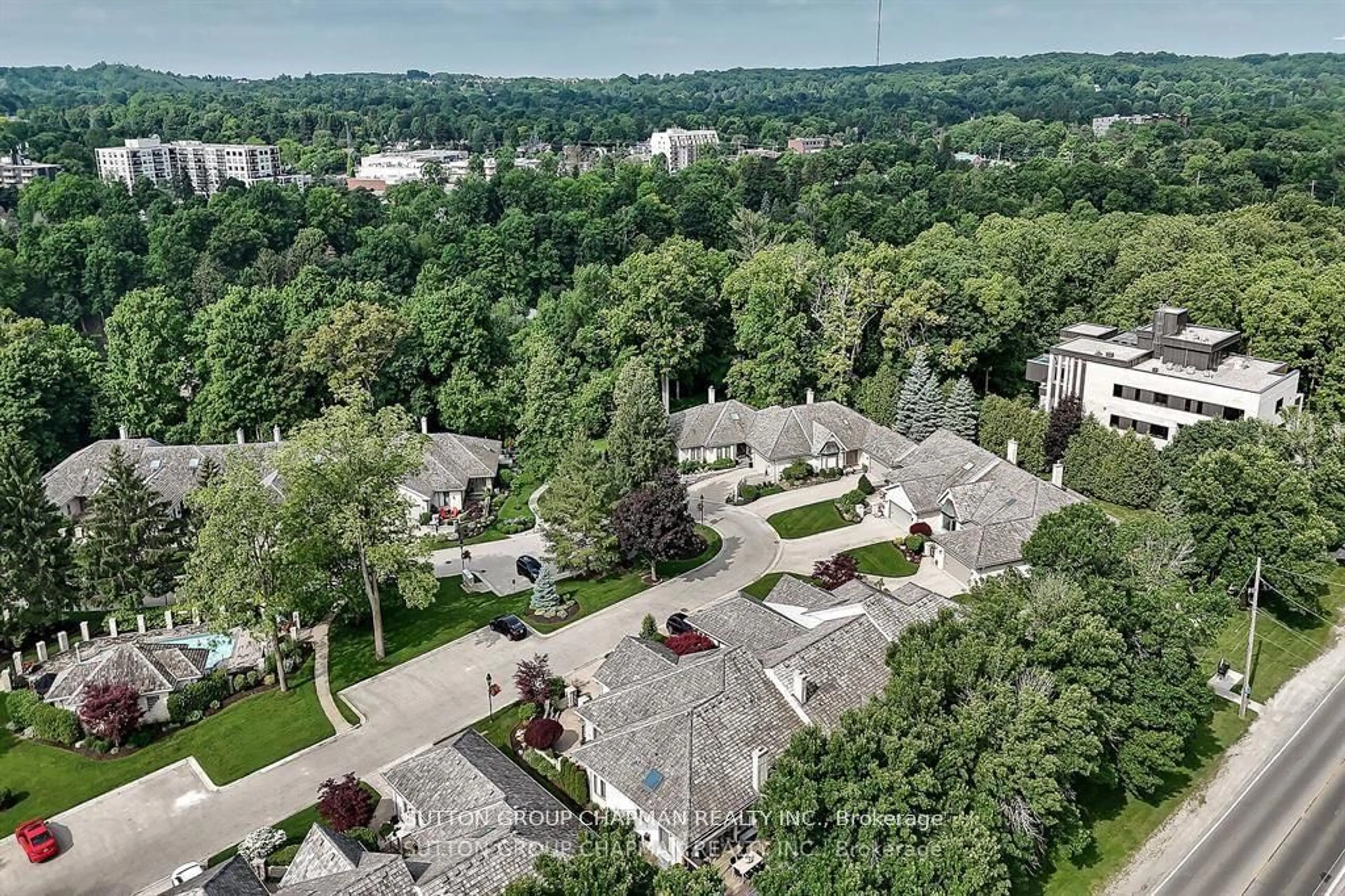 A pic from outside/outdoor area/front of a property/back of a property/a pic from drone, unknown for 1200 Riverside Dr #4, London North Ontario N6H 5C6