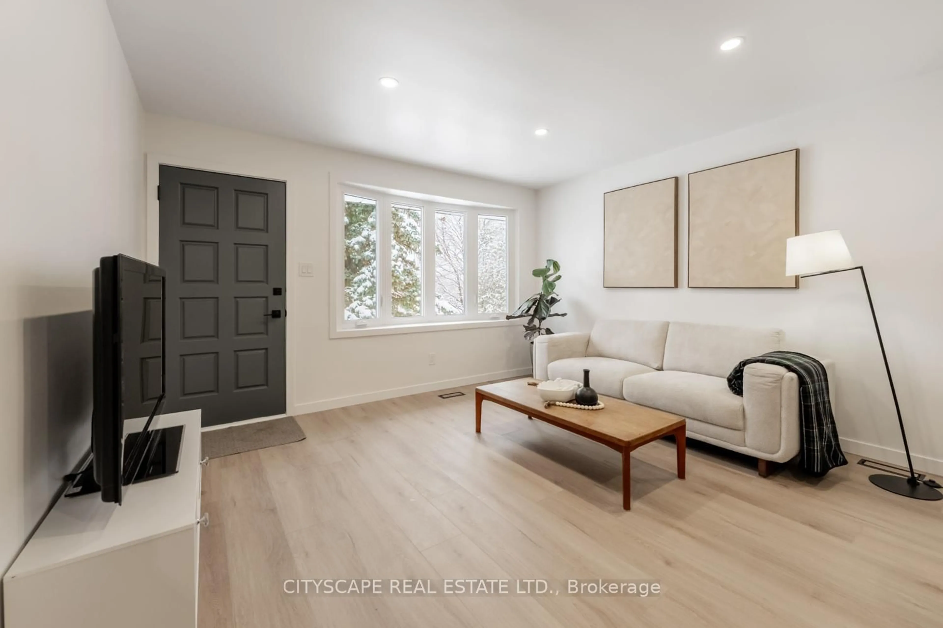 Living room with furniture, unknown for 79 Henry St, Cambridge Ontario N1R 6C8