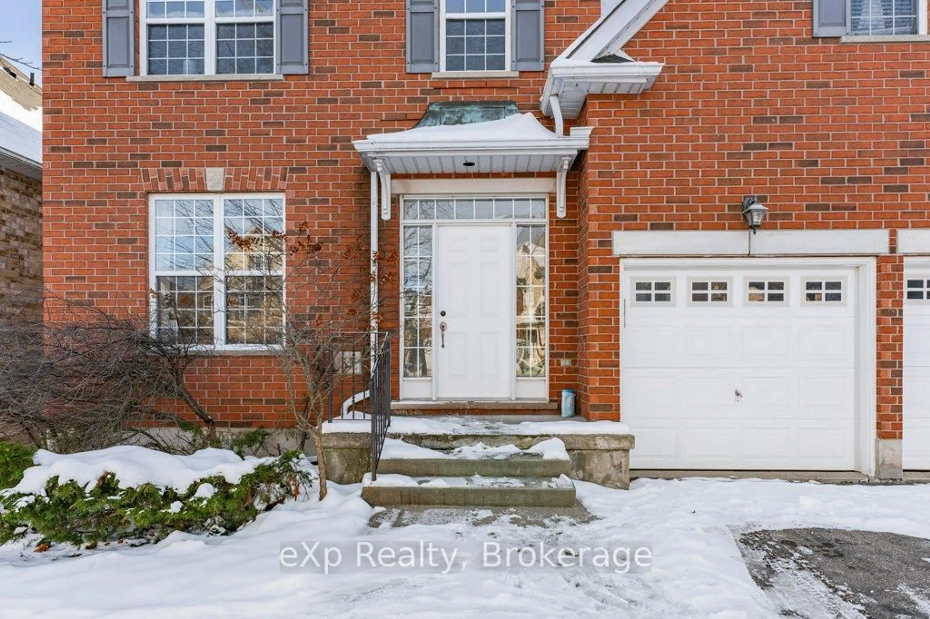 Indoor entryway for 53 Truesdale Cres, Guelph Ontario N1G 5H4