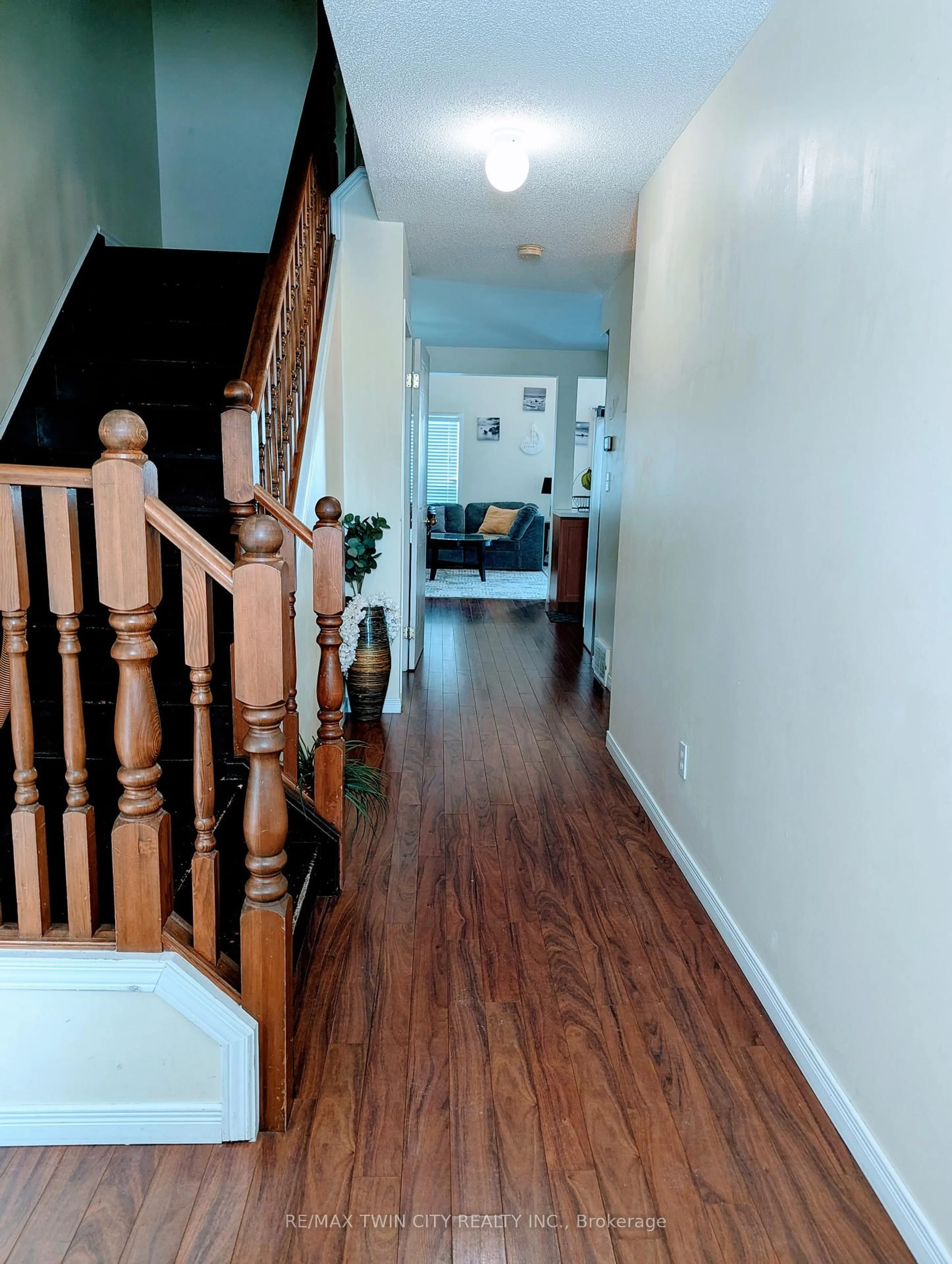 Unknown for 520 Chablis Dr, Waterloo Ontario N2T 2X9