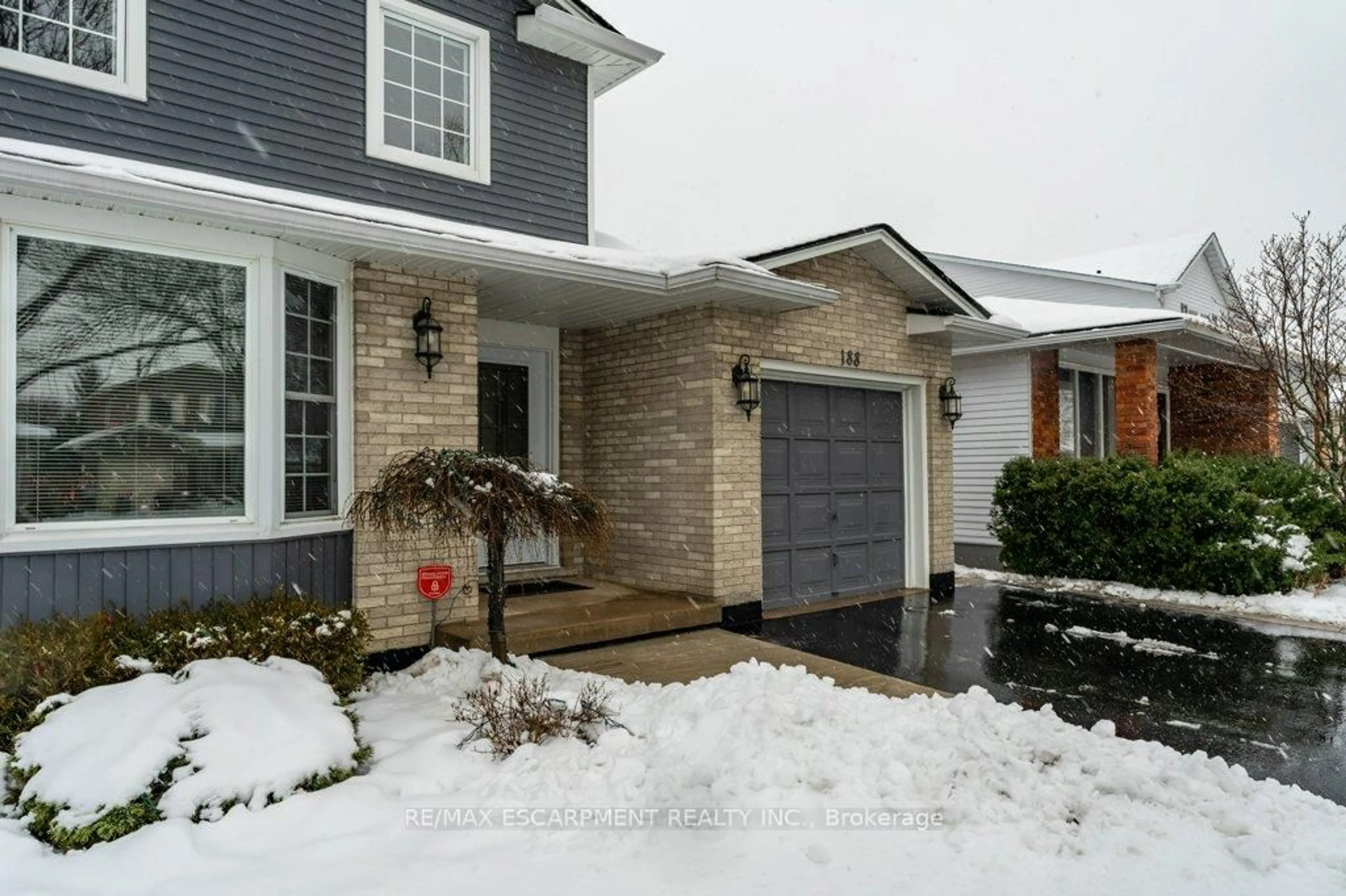 Unknown for 188 Napoli Crt, Hamilton Ontario L9C 7A2