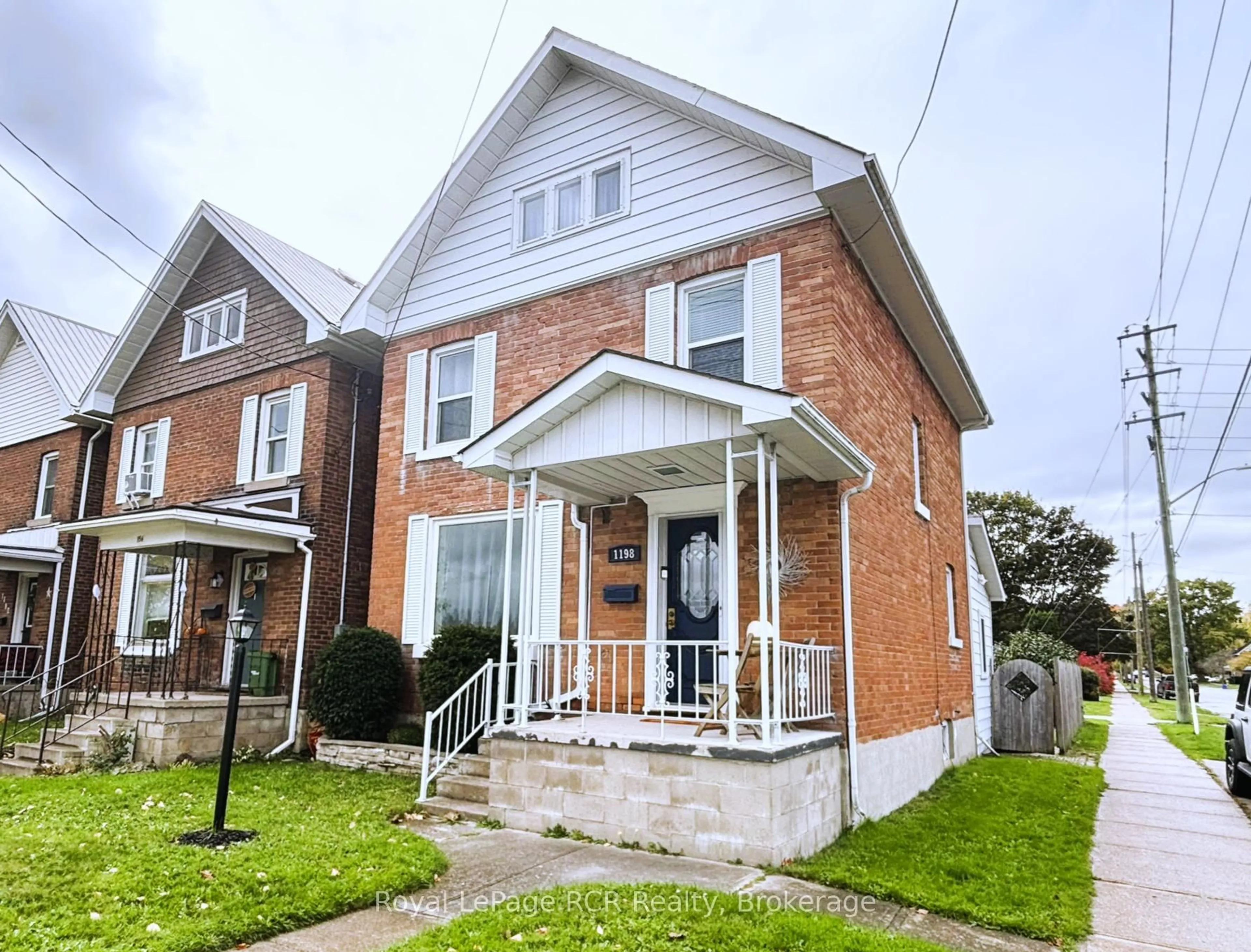 Home with brick exterior material, street for 1198 2nd Ave, Owen Sound Ontario N4K 4N2