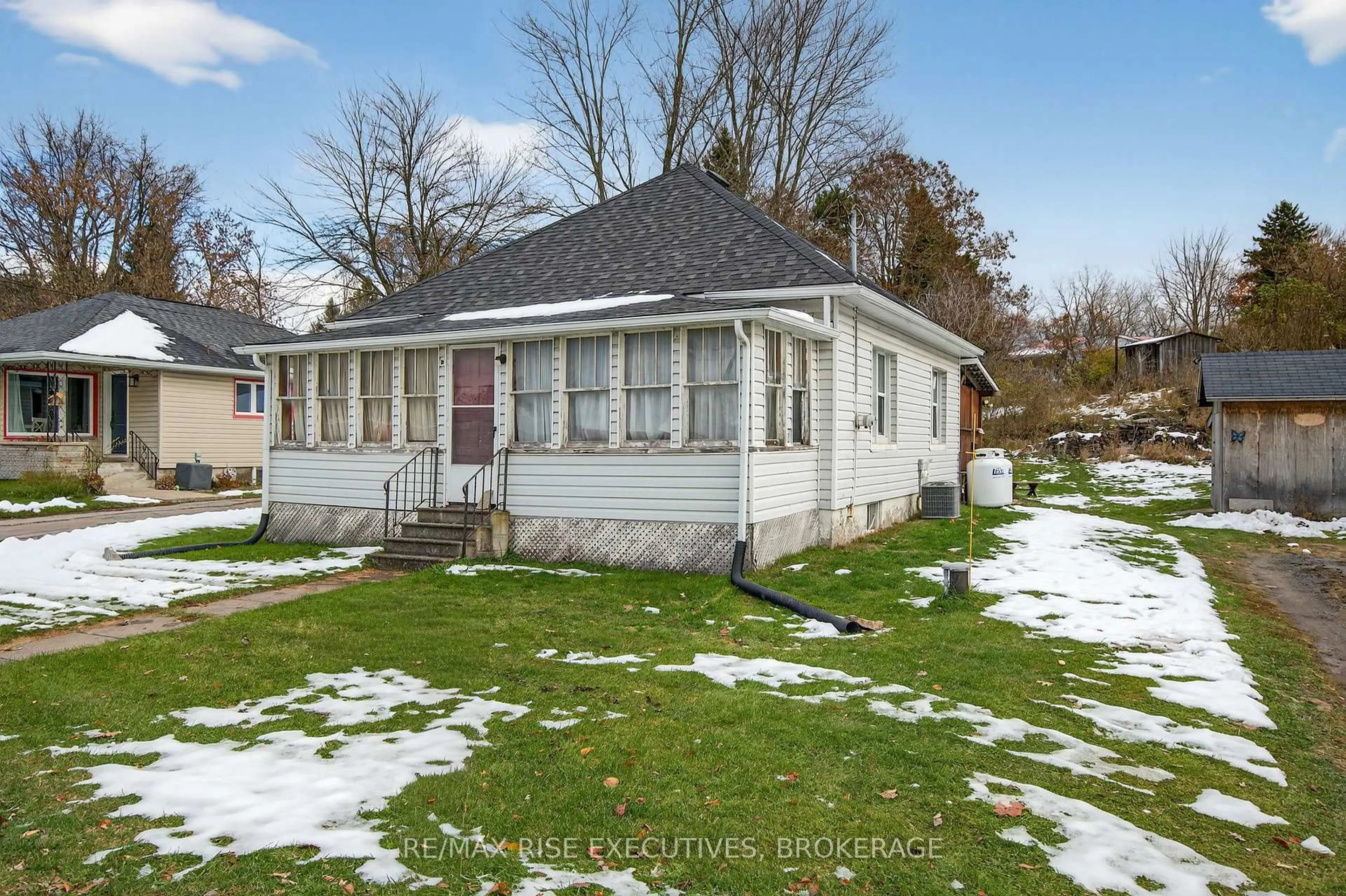 A pic from outside/outdoor area/front of a property/back of a property/a pic from drone, street for 6862 Highway 38, Frontenac Ontario K0H 0B8