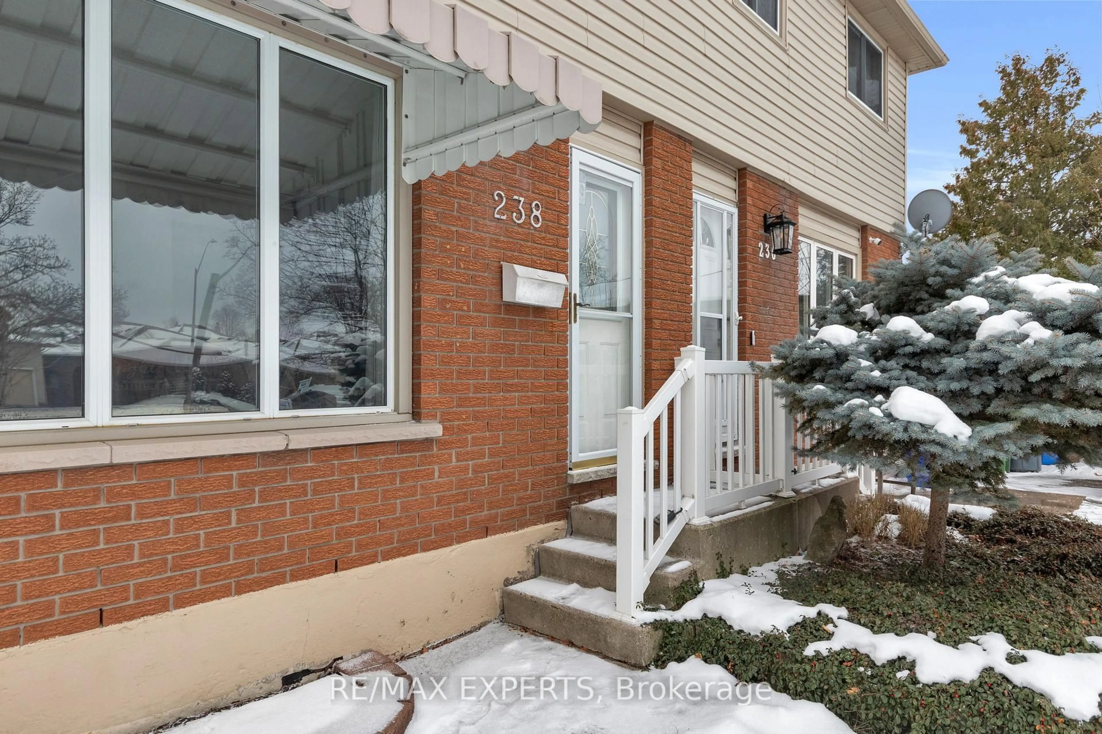 Unknown for 238 Lawnhurst Crt, Hamilton Ontario L8V 4R4
