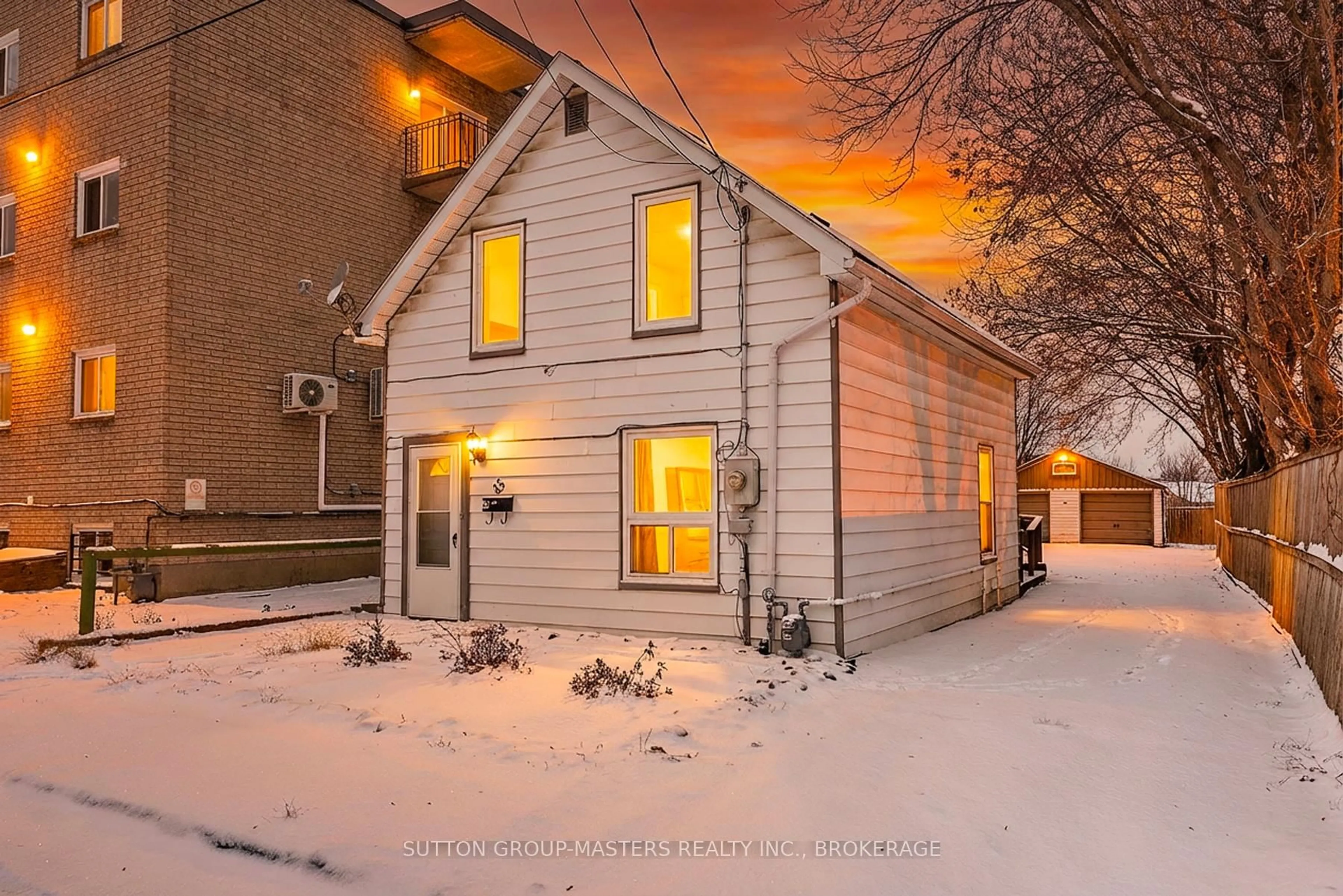 Unknown for 45 russell St, Kingston Ontario K7K 2E6