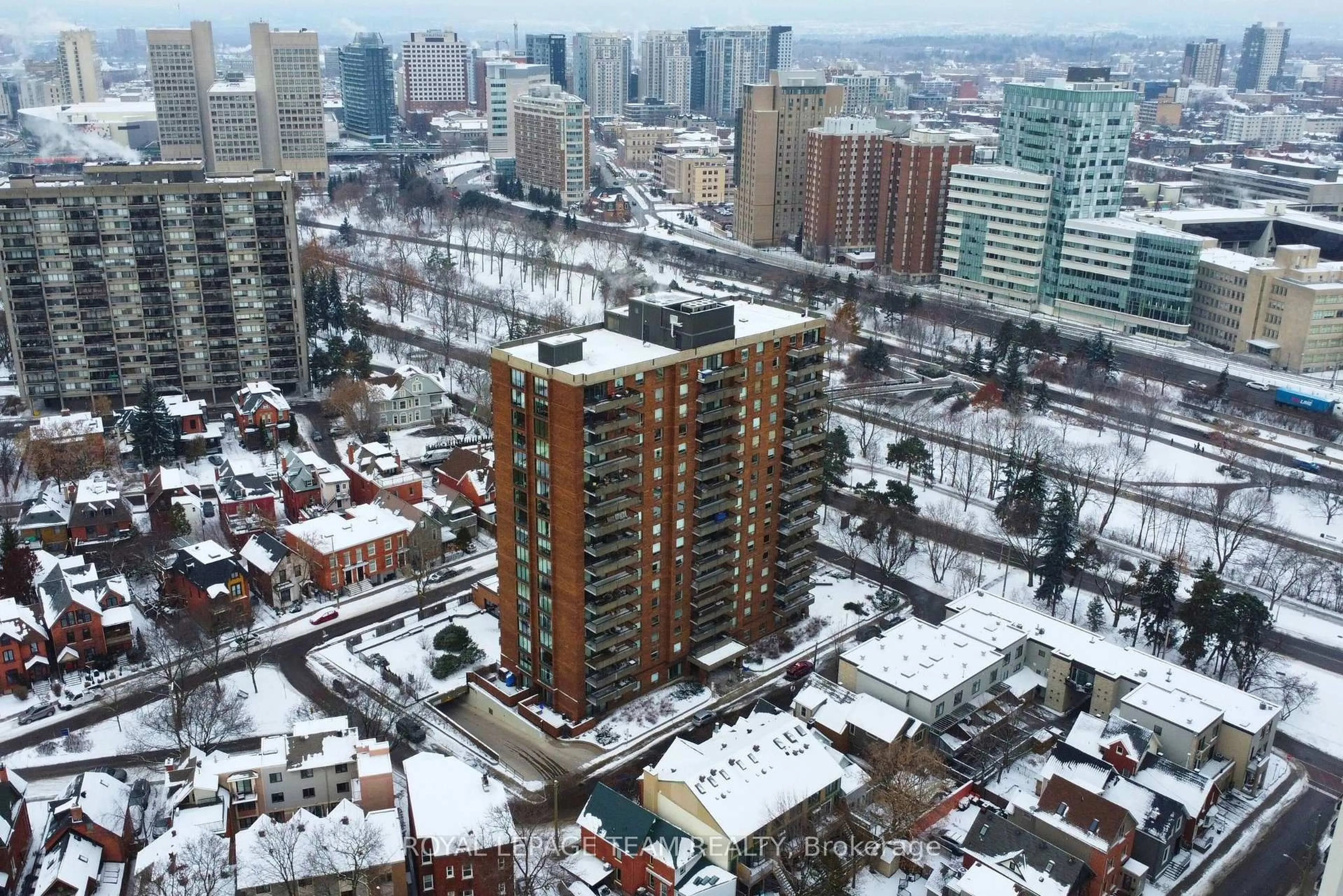 A pic from outside/outdoor area/front of a property/back of a property/a pic from drone, city buildings view from balcony for 20 The Driveway Dr #101, Ottawa Ontario K2P 1C8